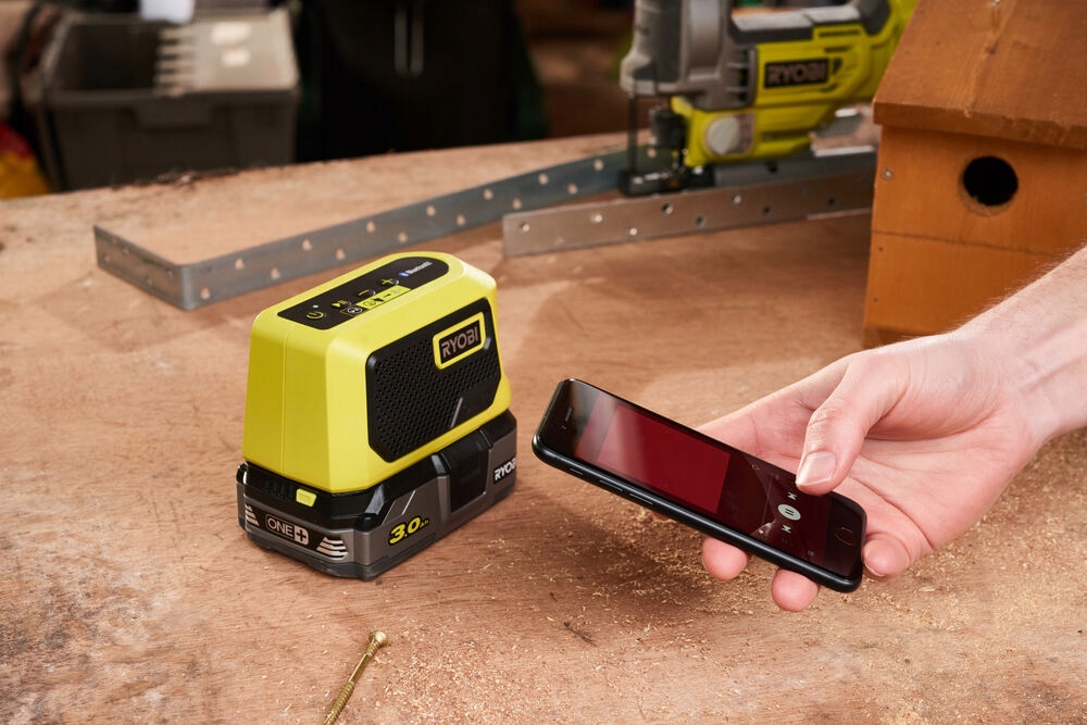 RYOBI GŁOŚNIKI RBTM18 MINI GŁOŚNIK BLUETOOTH +2Ah Komunikacja bluetooth