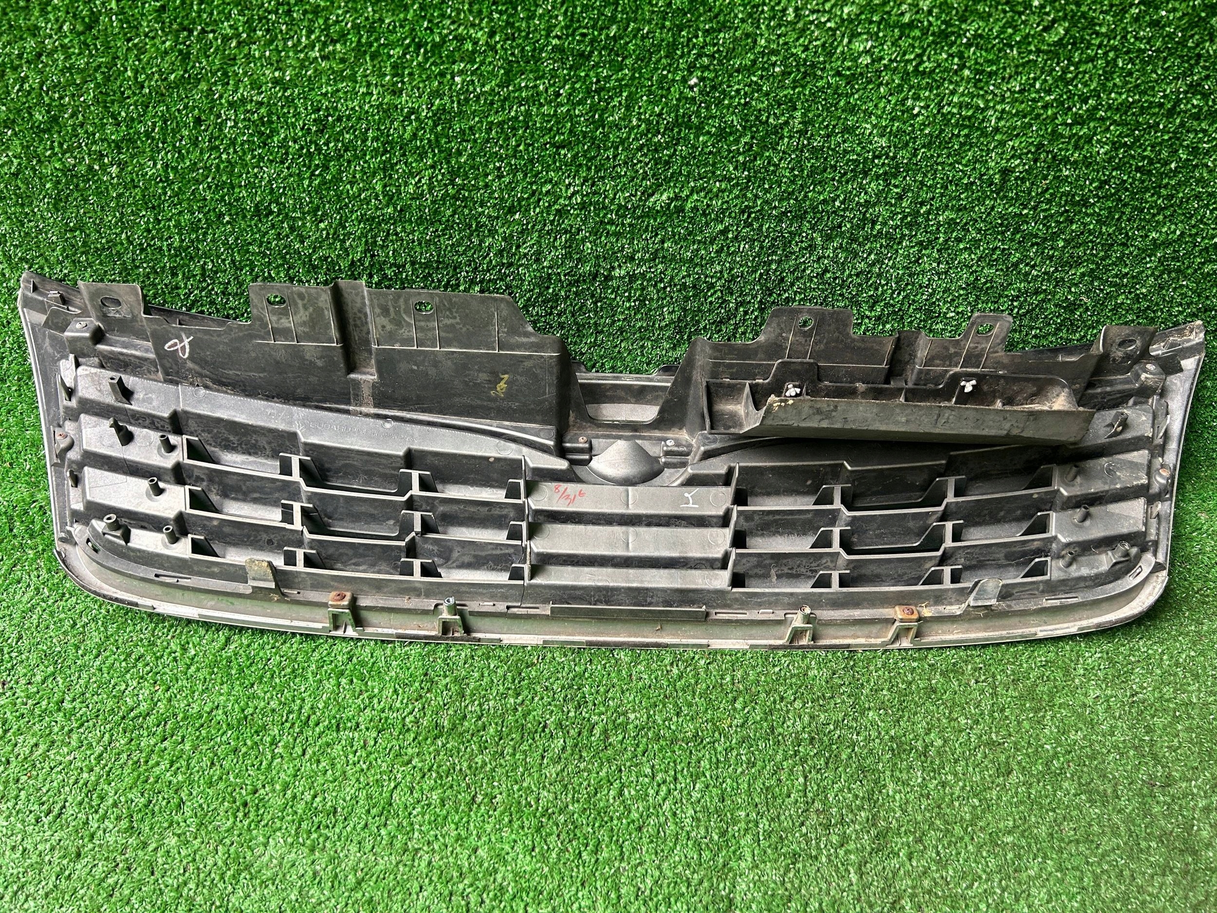 Subaru Forester grill front SH 91121SC001