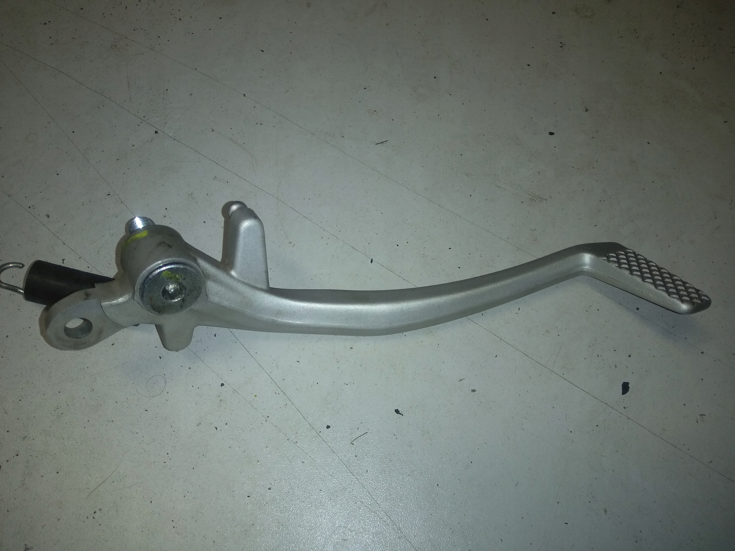 Yamaha Mt 125 21r brzdová páka nožnej brzdy, zadná nožička