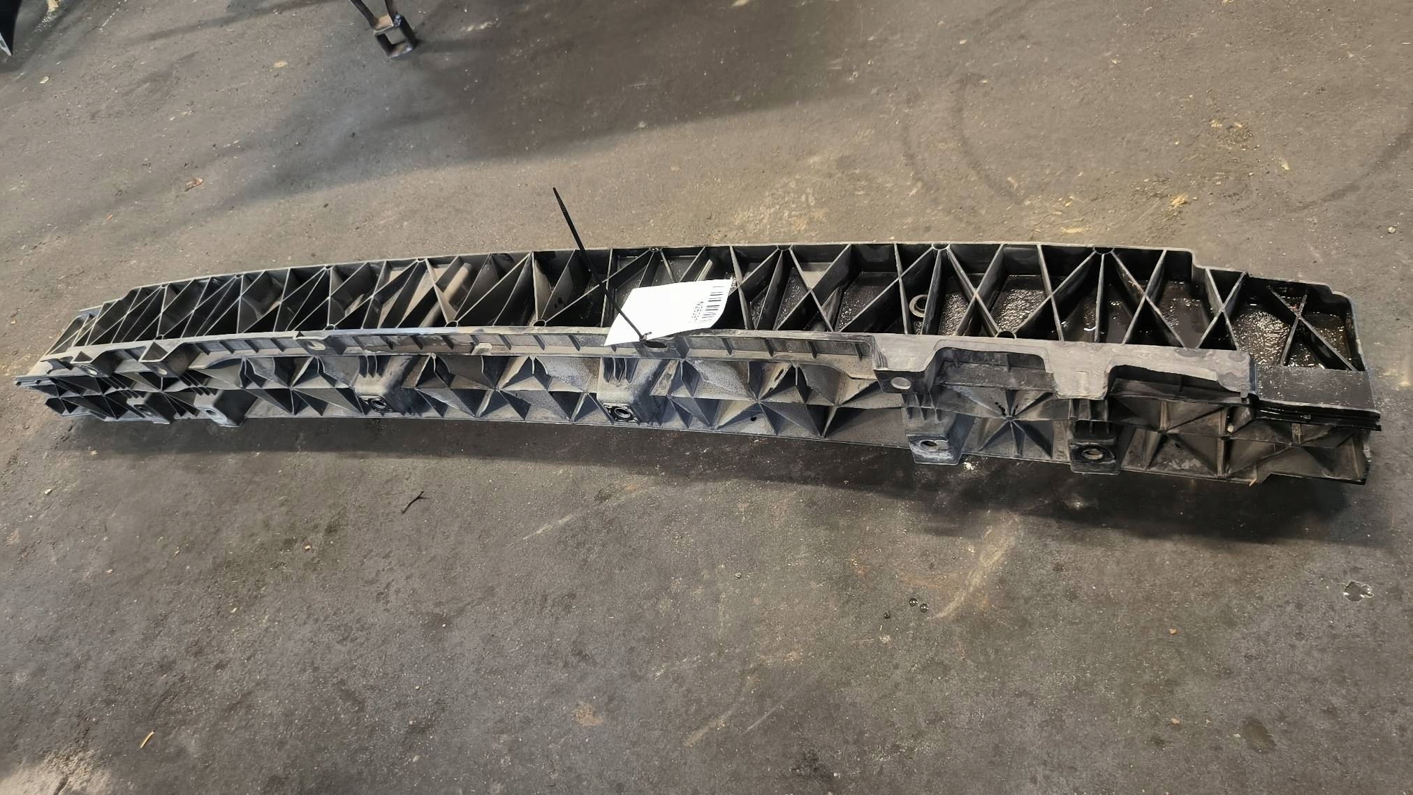 bumper support rear part 7C0807305D MAN TGE