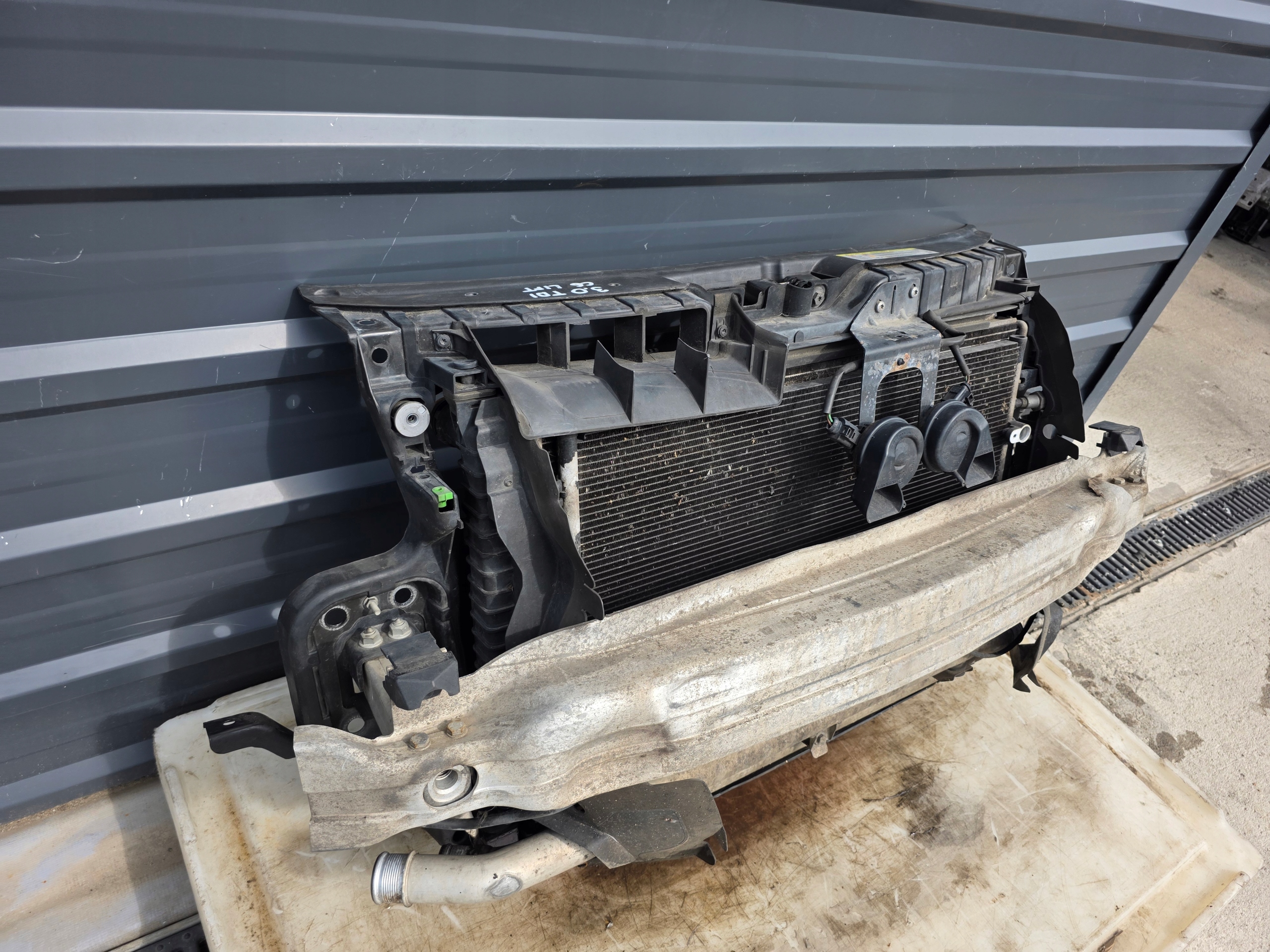 support panel for radiators complete AUDI A6 C6 LIFT 2008-2011 3.0 TDI AUTOMAT original !!