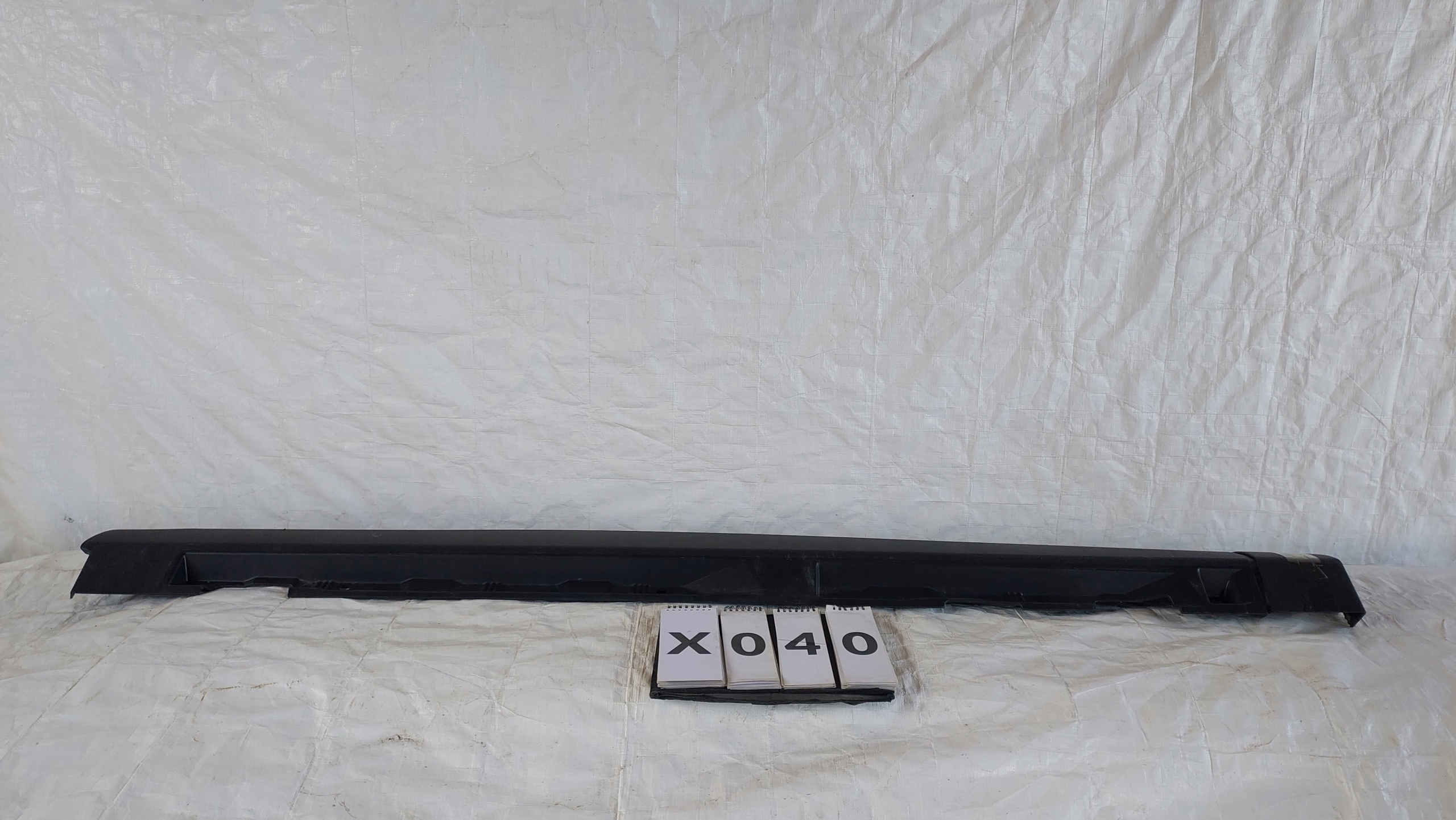 VOLVO S40 V50 NAKŁADKA LISTWA PROGOWA LEWA