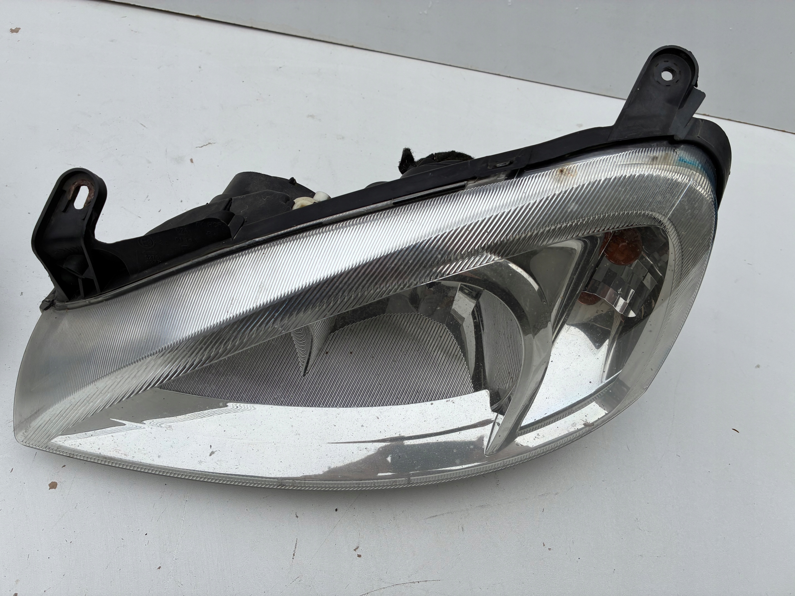 světlo Reflektor předek pravý levý Opel CORSA COMBO C Lift