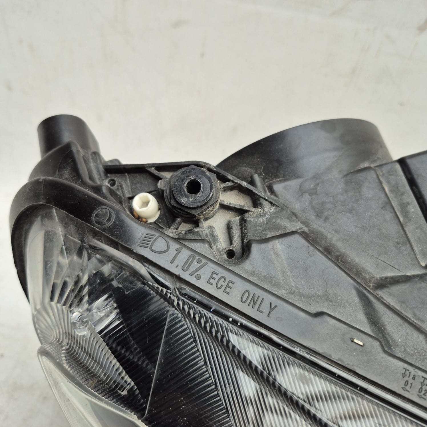 SKODA SUPERB III 3 3V 15- light right front front BI-XENON 3V1941018B