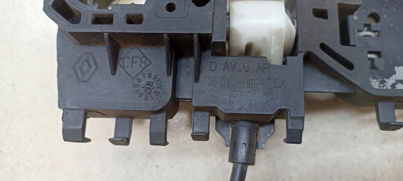 lock door left rear part MEGANE II 1.5 DCI 6 PIN