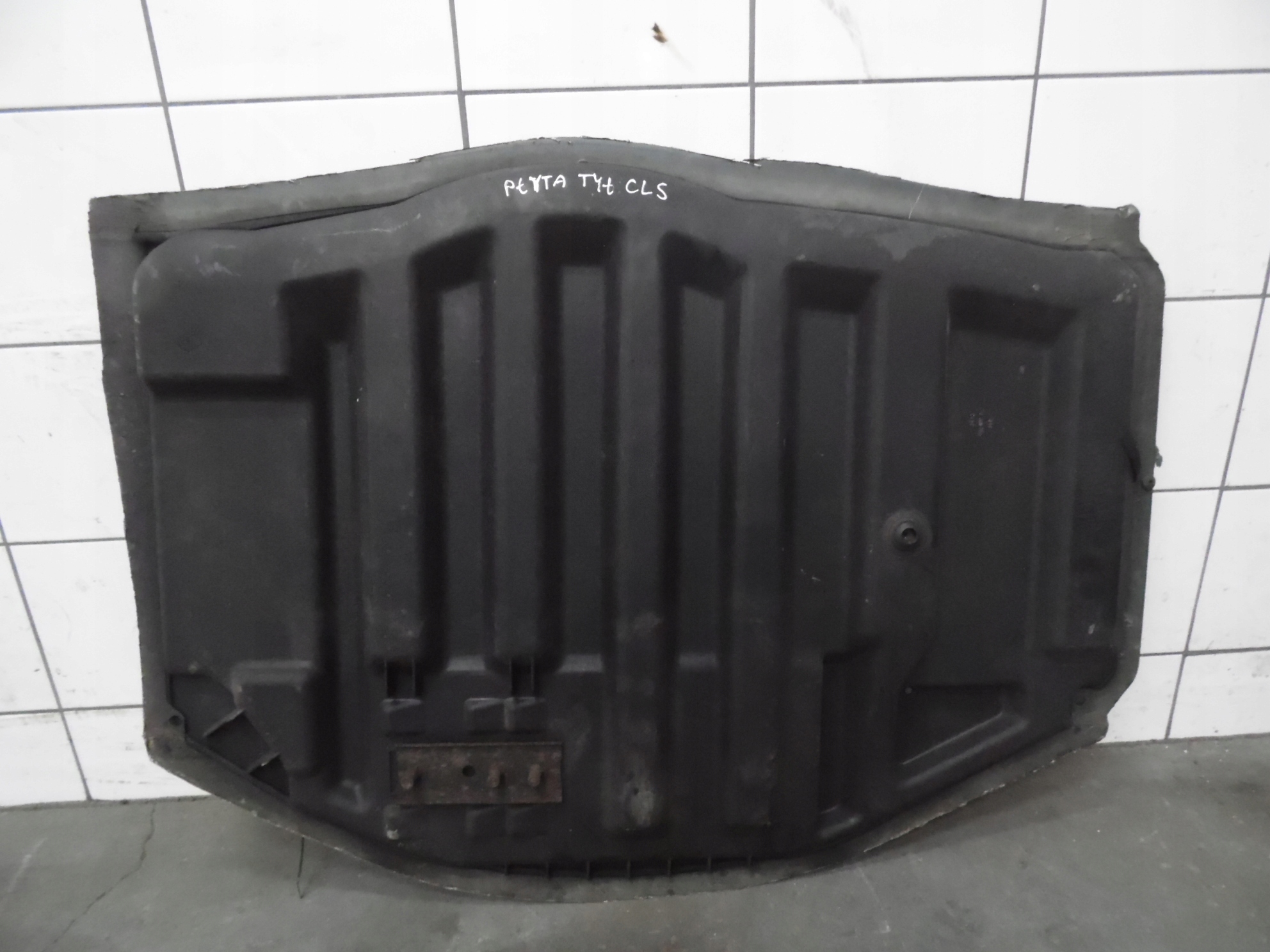 WANNA PŁYTA WYPEŁNIENIE MERCEDES W219 CLS 55 AMG