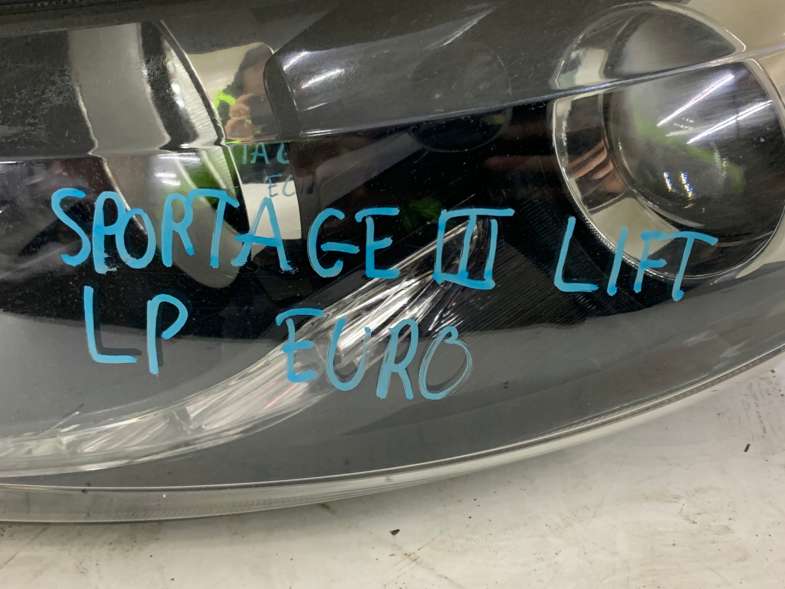 light left front left front KIA SPORTAGE III LIFT EUROPA