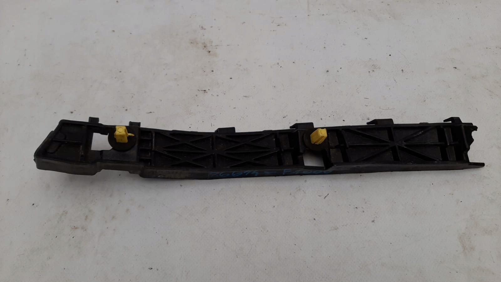 KIA SPORTAGE IV 4 16- holder bumper bracket right rear part