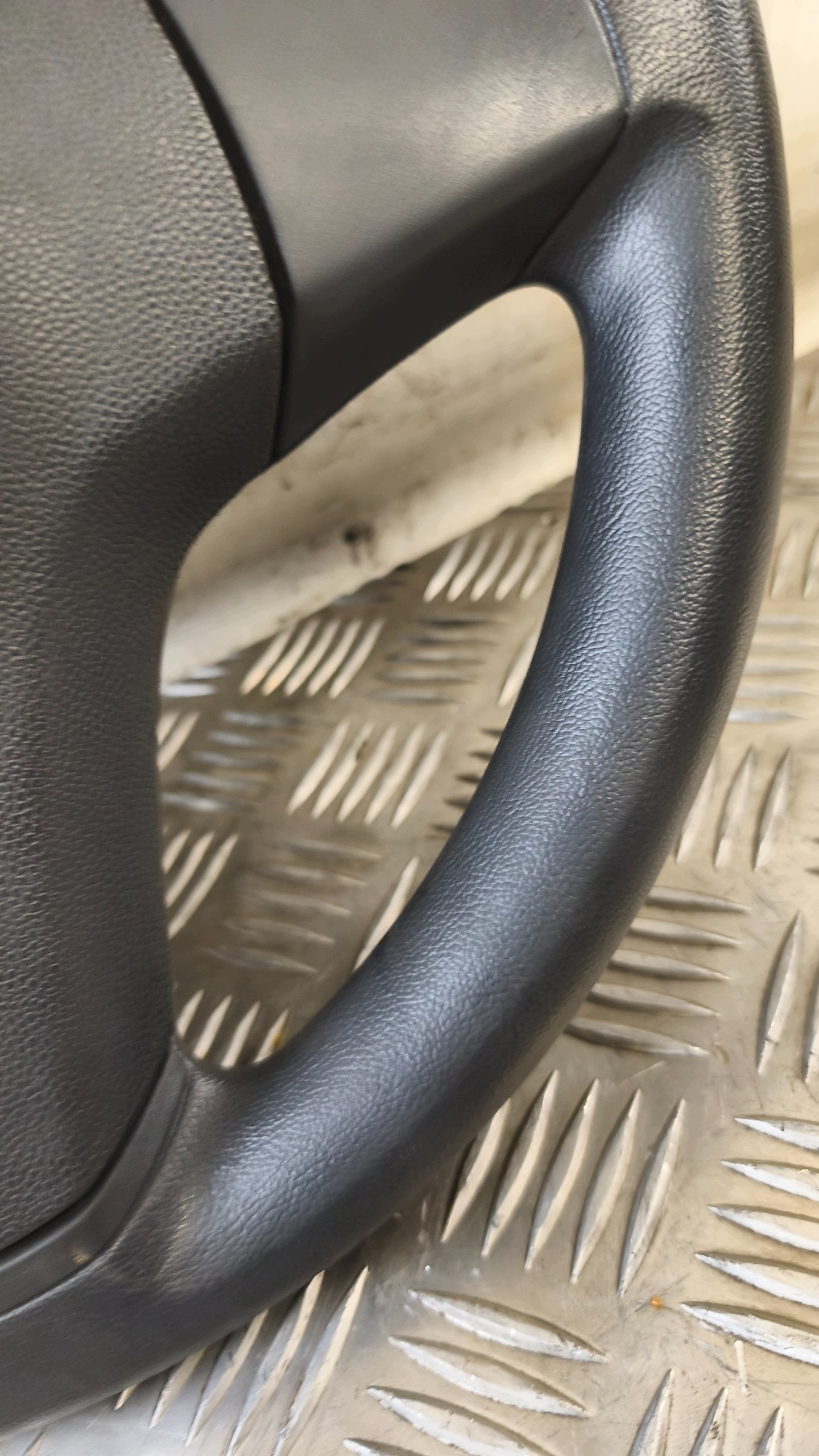 volant OPEL CORSA D 2007r