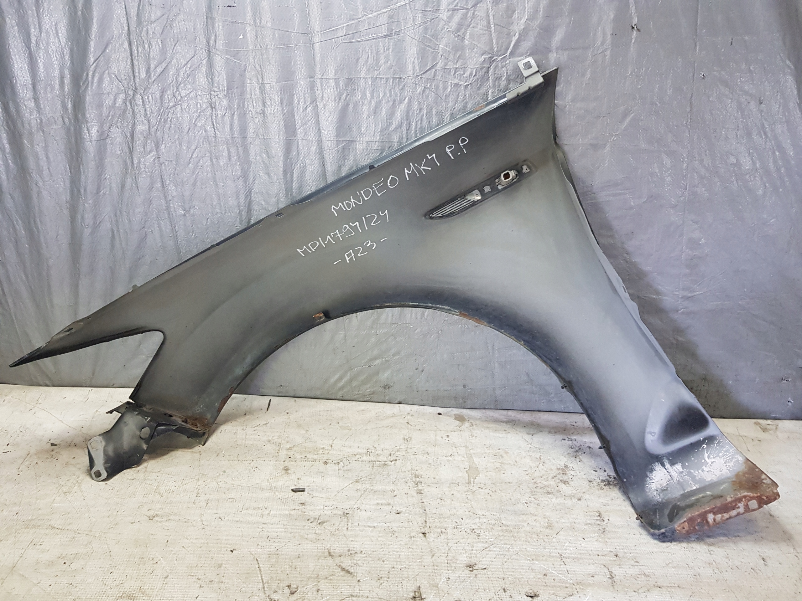 fender FORD MONDEO MK4 right front
