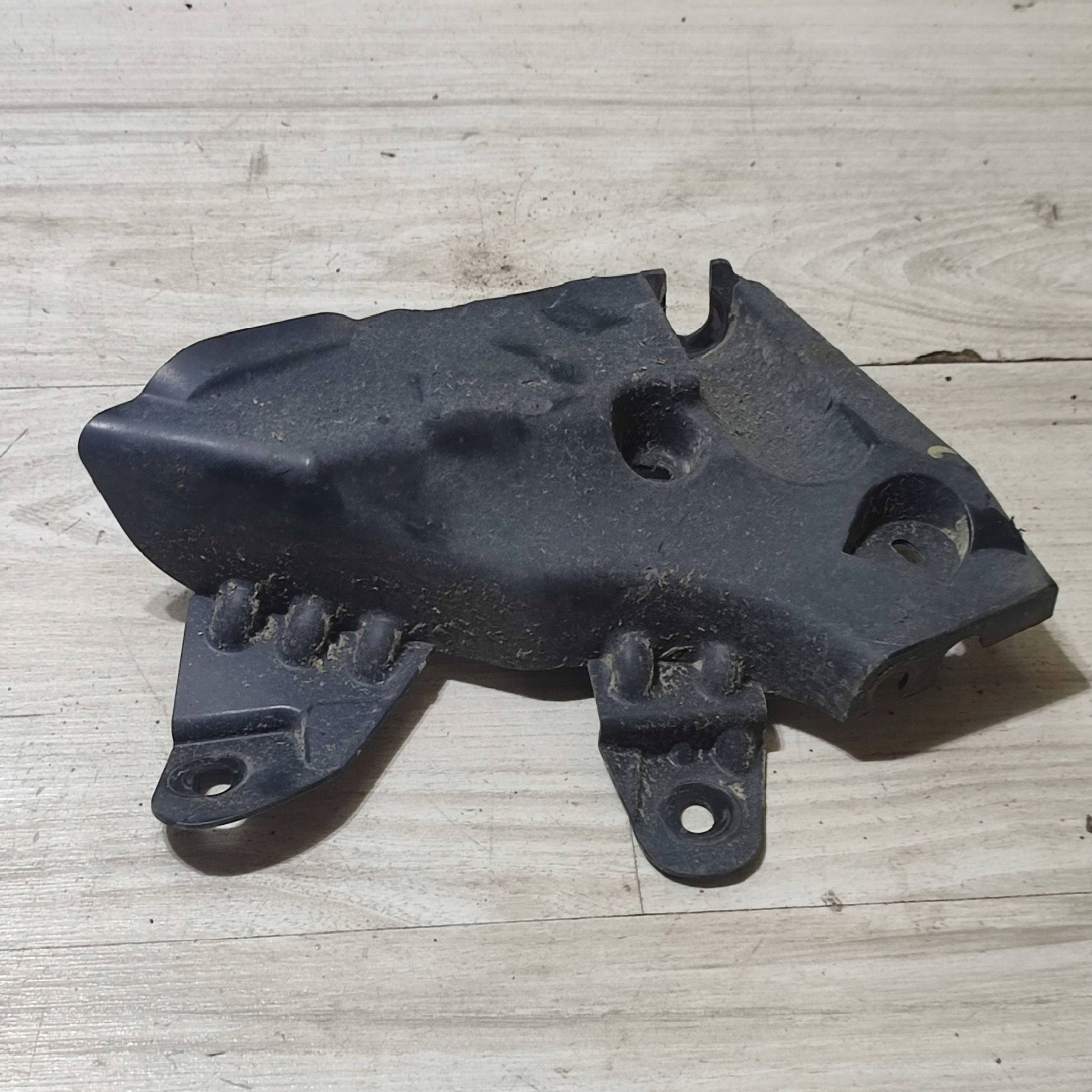 mudguard rear. rear part side right Dacia Jogger 479180470R
