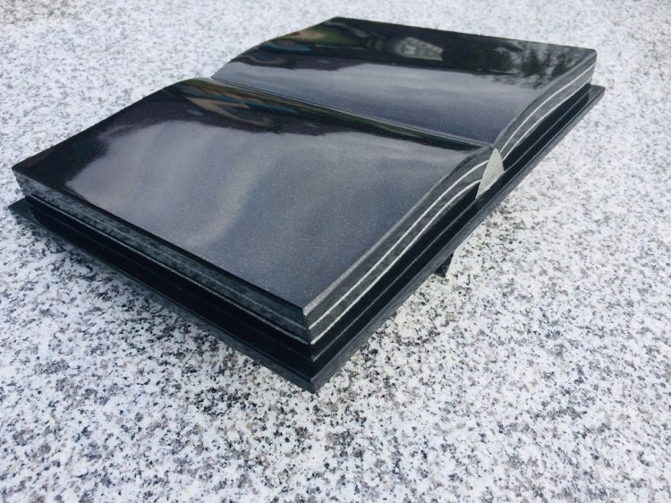 Książka Tablica granitowa 30x40 z napisem Marka inny