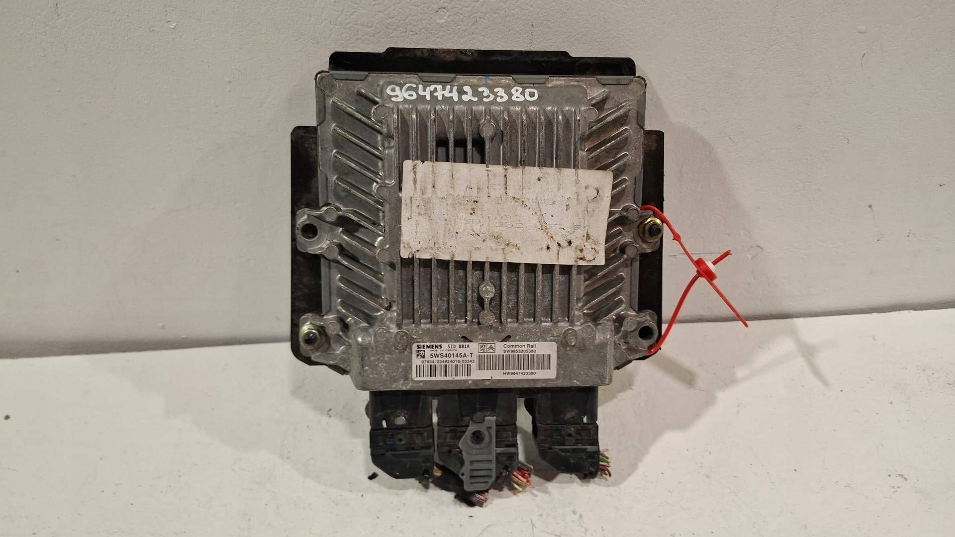 control unit of the engine computer 9653205380 Citroen Peugeot 2.0 HDI