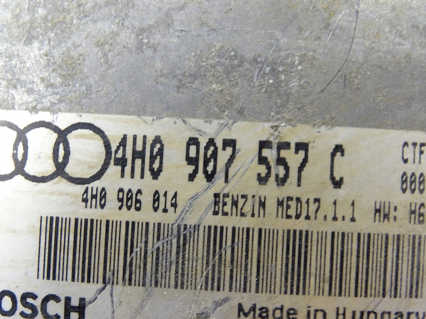 computer control unit of the engine AUDI S8 D4 LIFT 4.0 TFSI CTFA CTF 4H0907557C