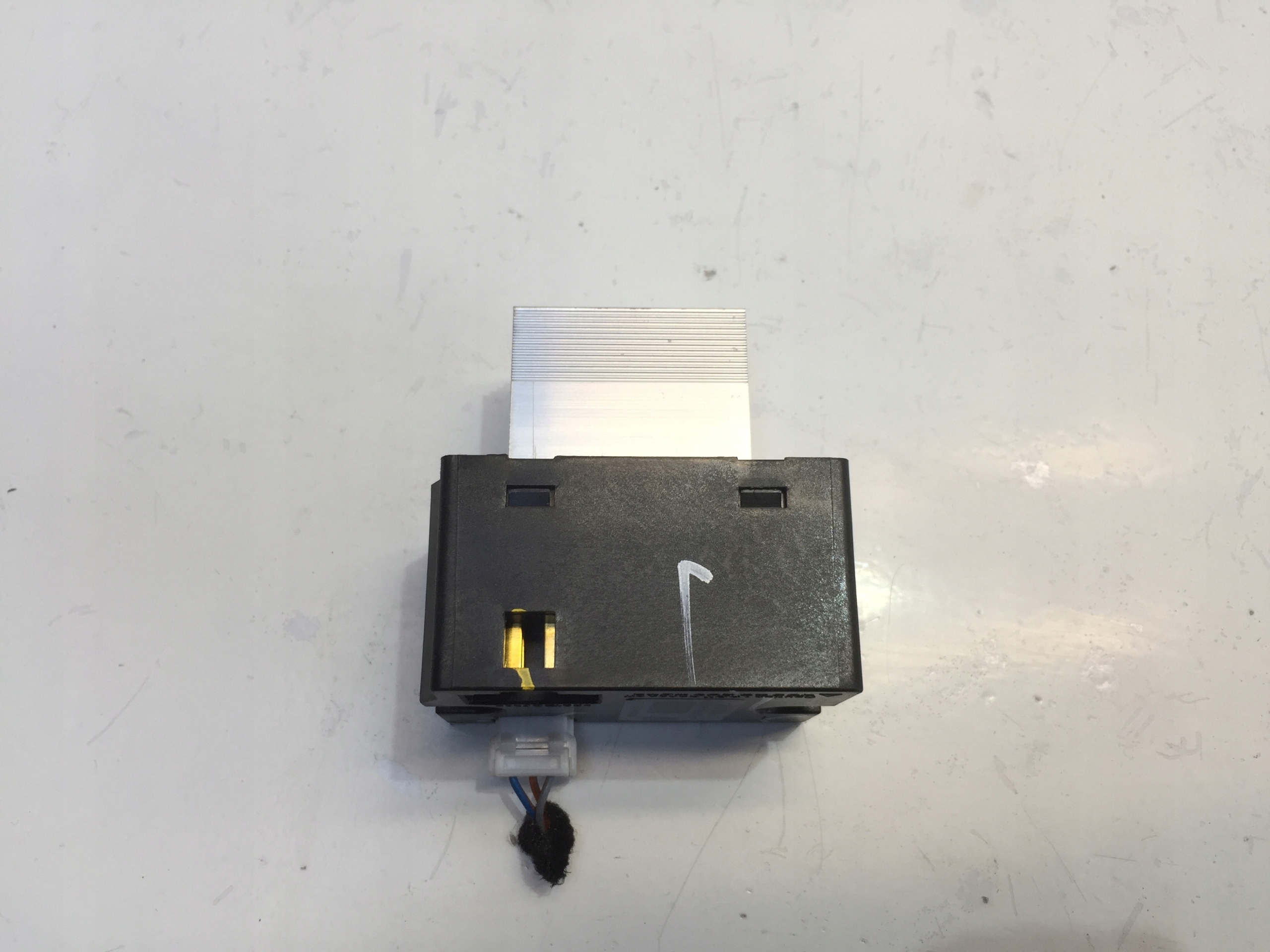 GEN2PWM - HYUNDAI TUCSON IV 2021 РЕЗИСТОР ВЕНТИЛЯТОРА