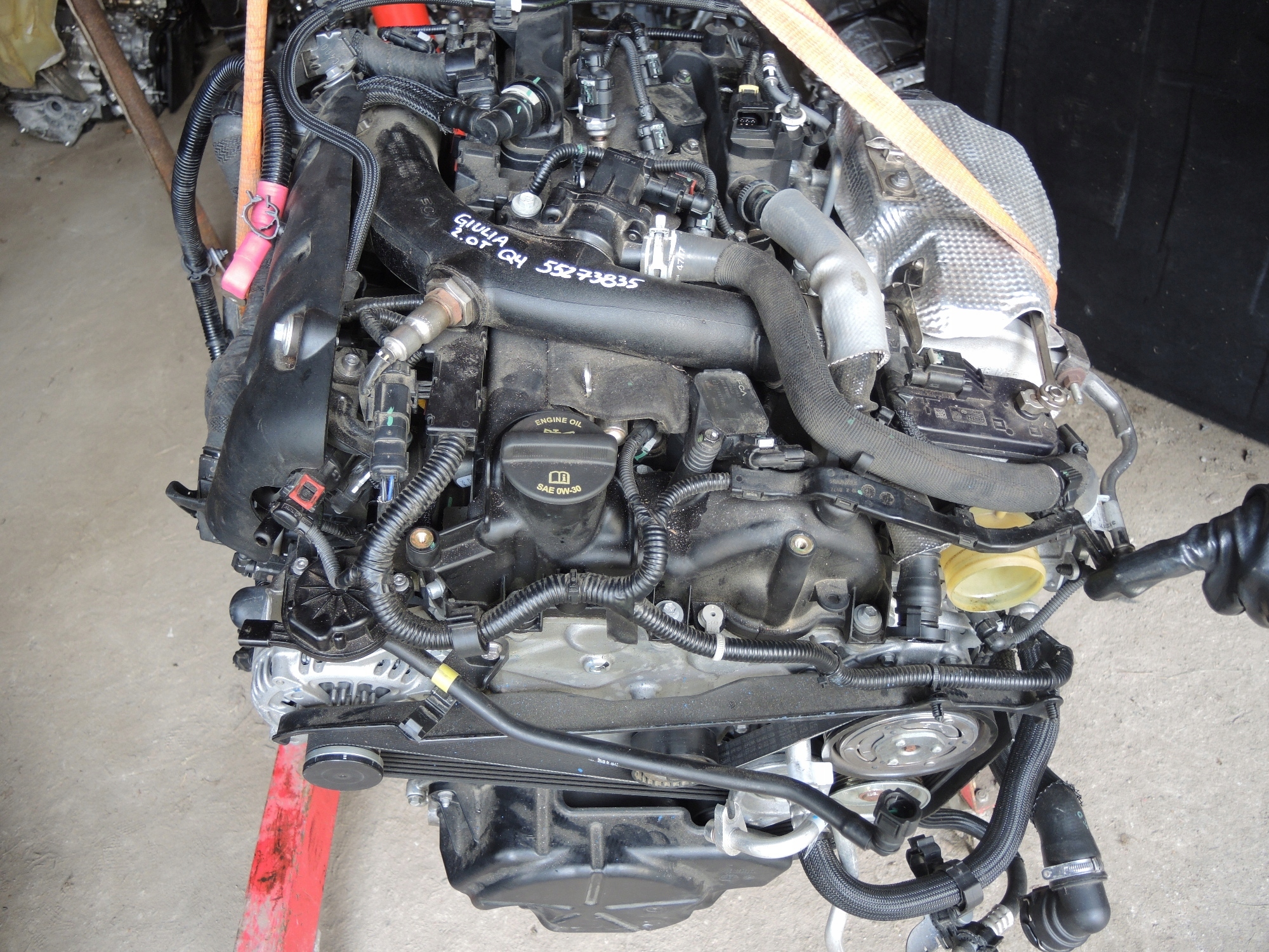 Alfa GIULIA Q4 2.0T Двигатель 55273835