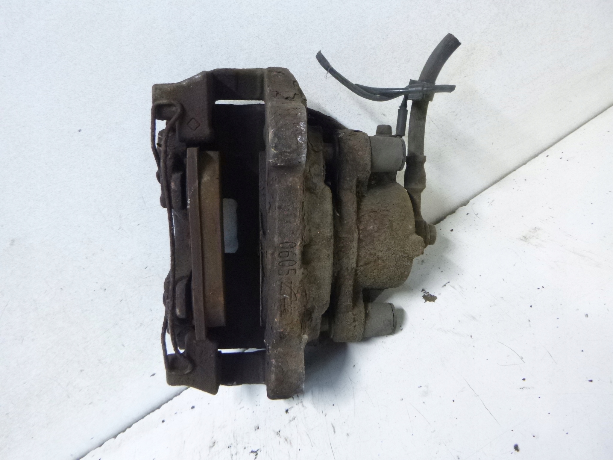 caliper brake front Opel Vectra 2.2 2004