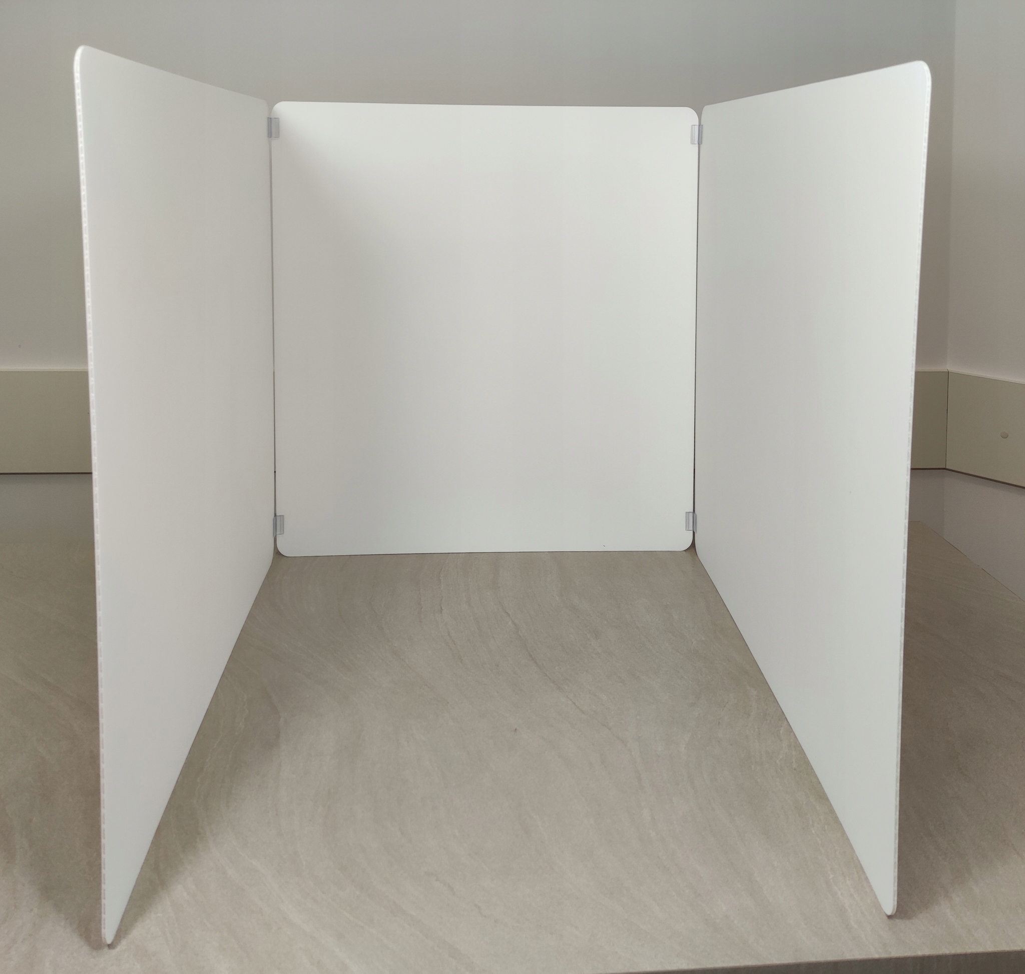 Osłona do głosowania wyborcza 60x60x60cm 3 ściany Długość 60 cm