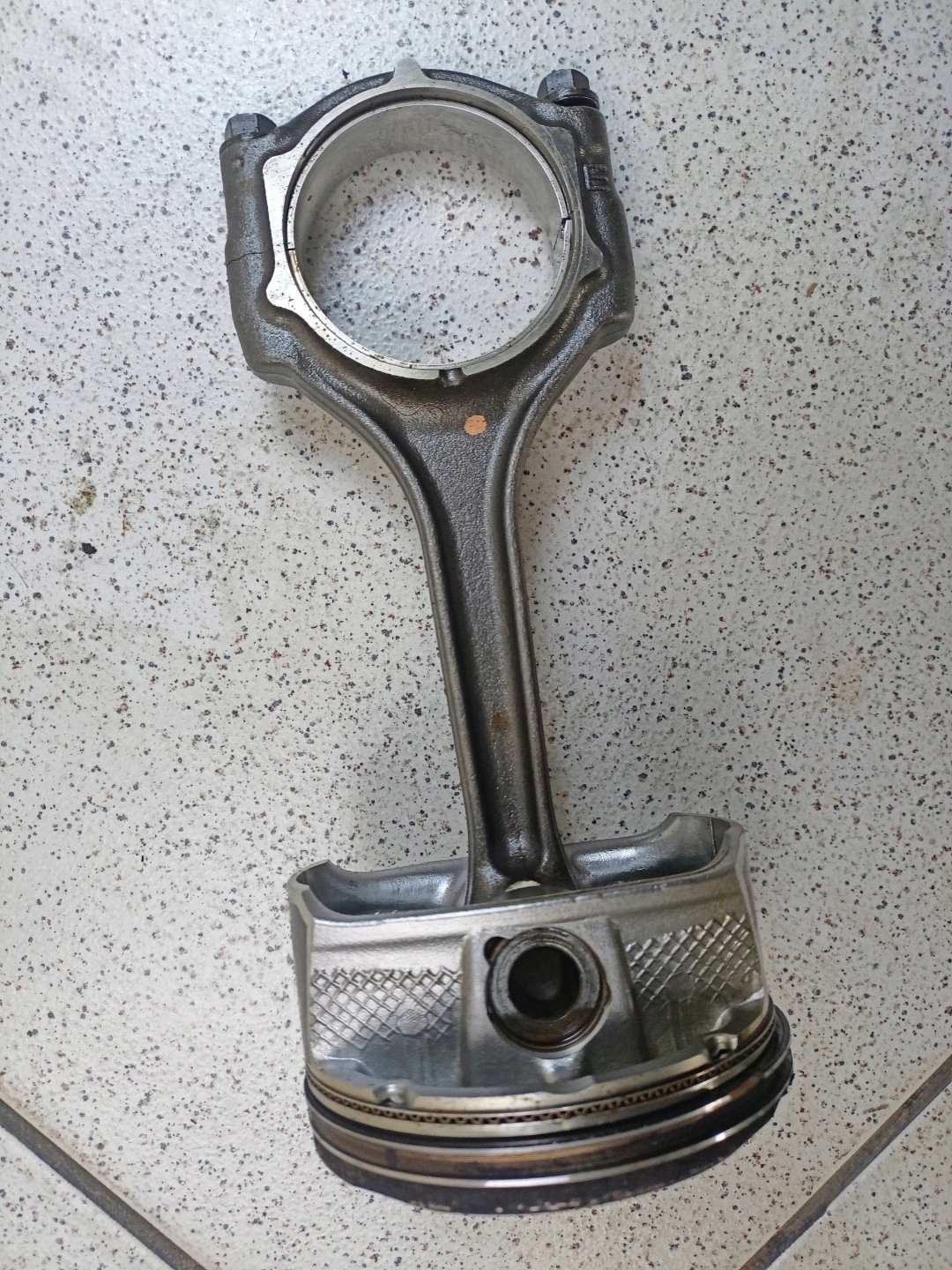 piston with connecting rod Dodge Grand Caravan 5 facelift 2015
