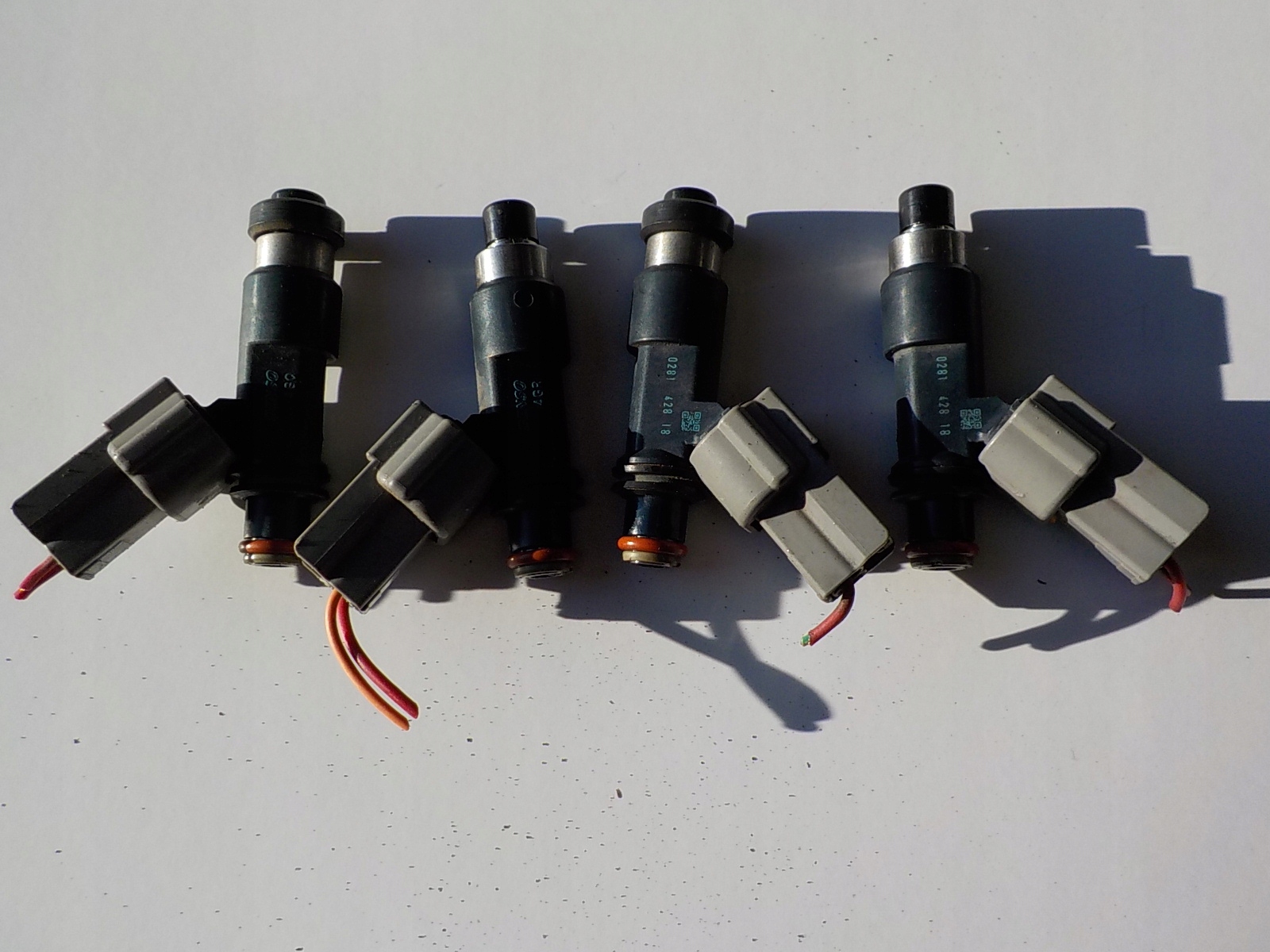 MITSUBISHI LANCER VII 1.5 MIVEC injector 028142818