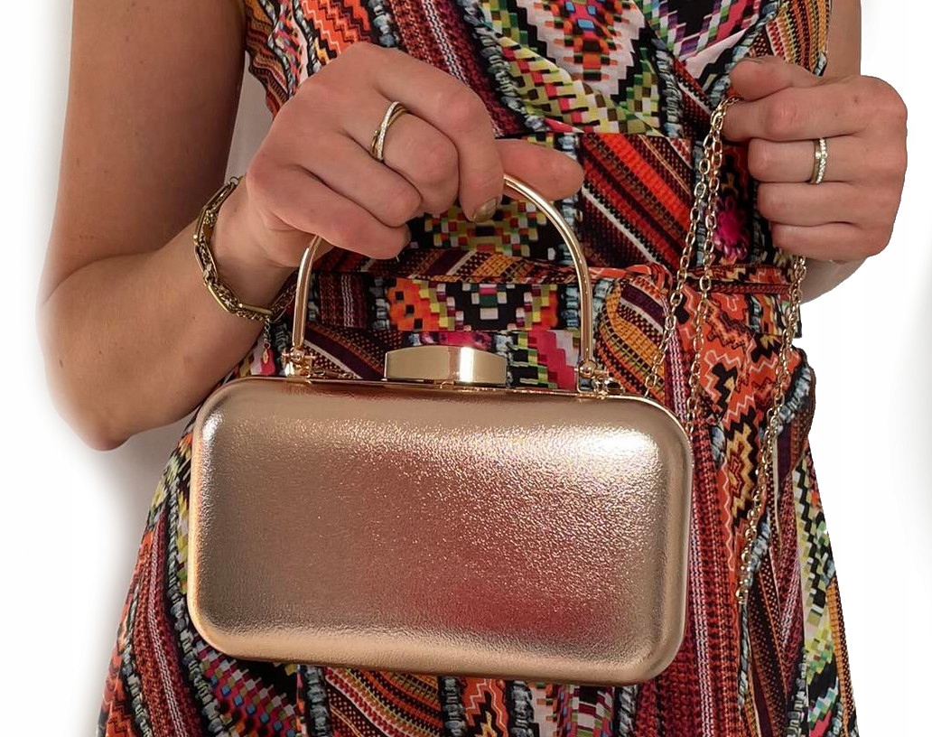 

Puzderko Gwiazd wizytowa kopertówka Z Rączką