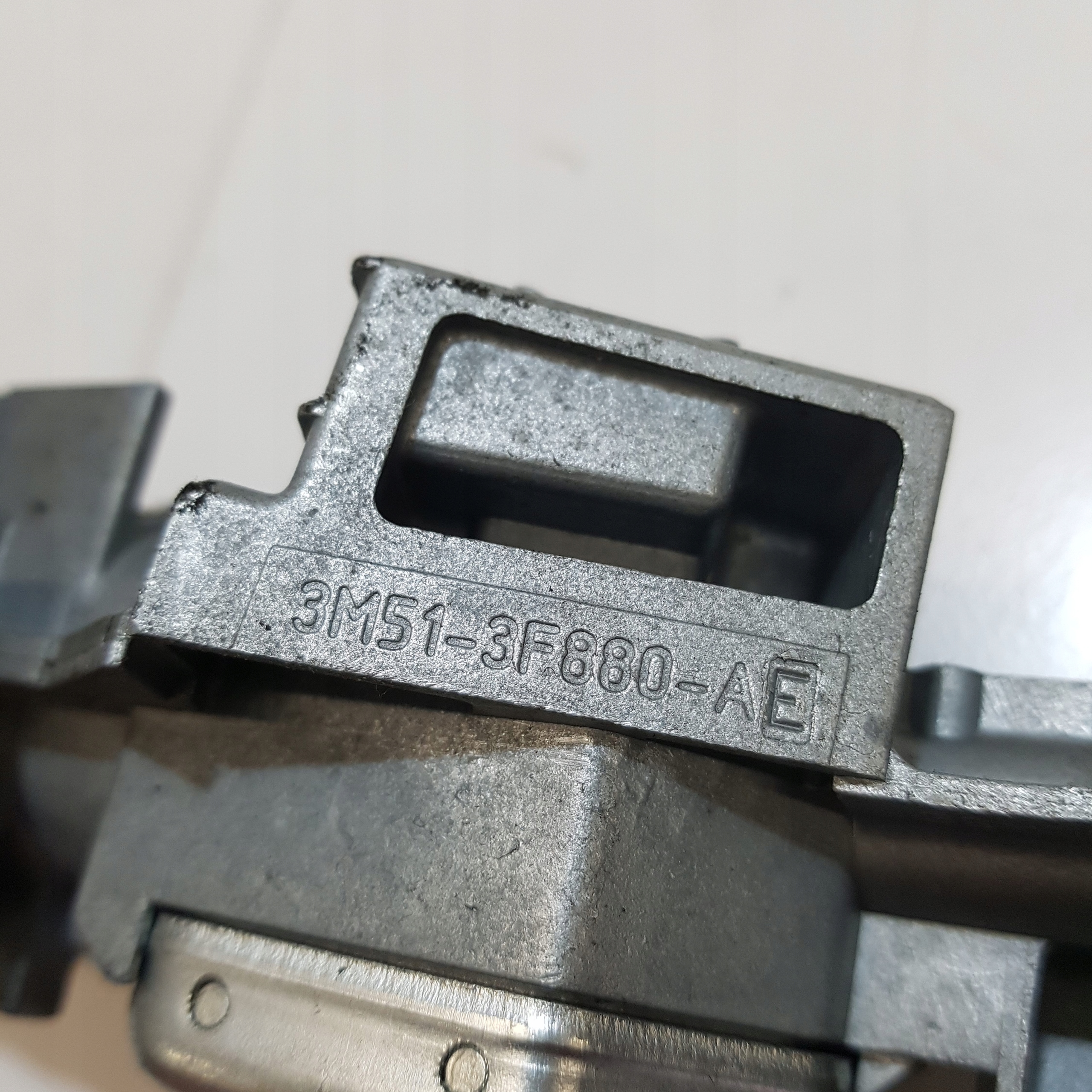 ignition Z KLUCZYKIEM FORD MONDEO MK 4 3M51-3F880-AE