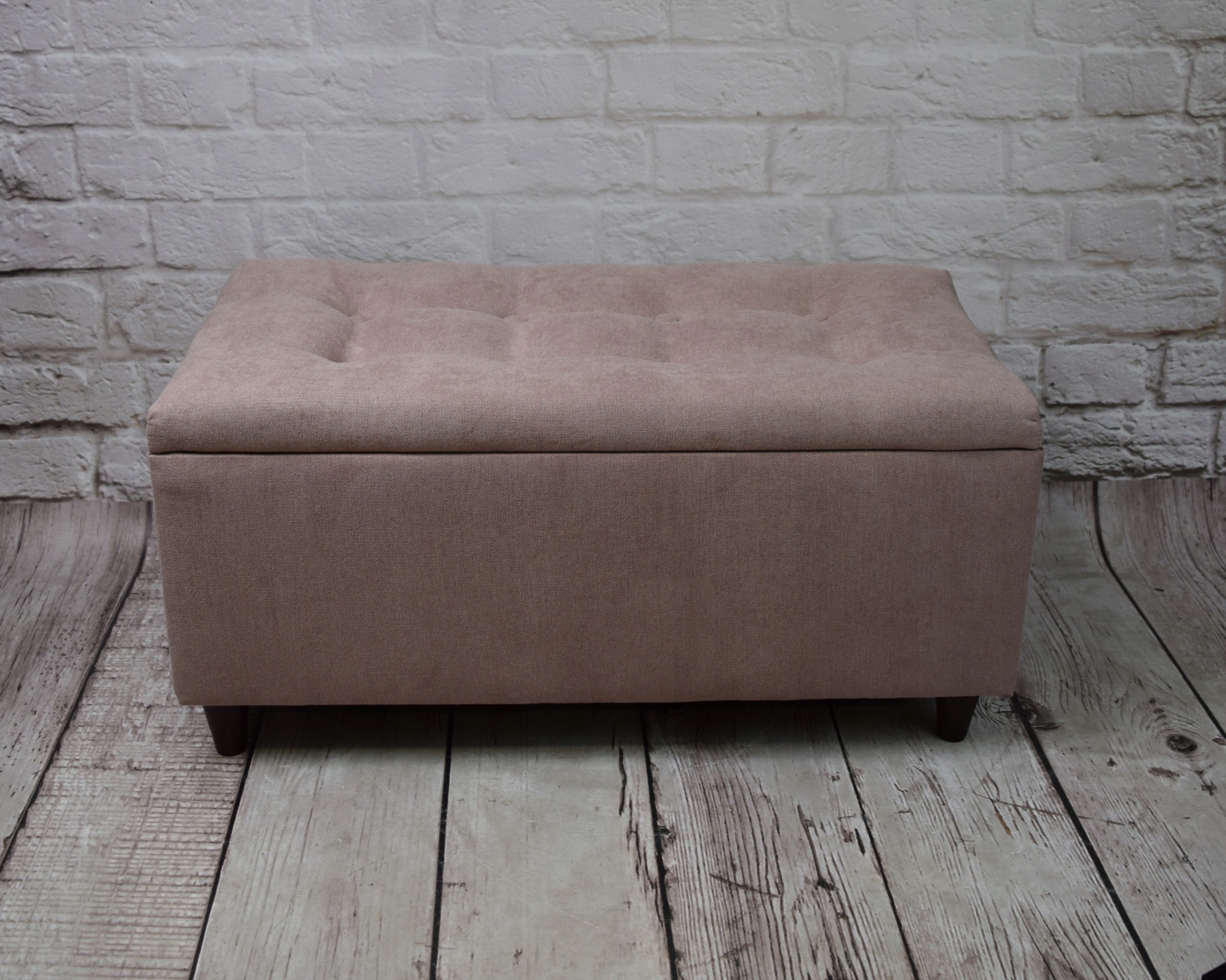 PUFA kwadratowa 40x40 RICO jodełka welur kolory Kolor obicia wielokolorowy