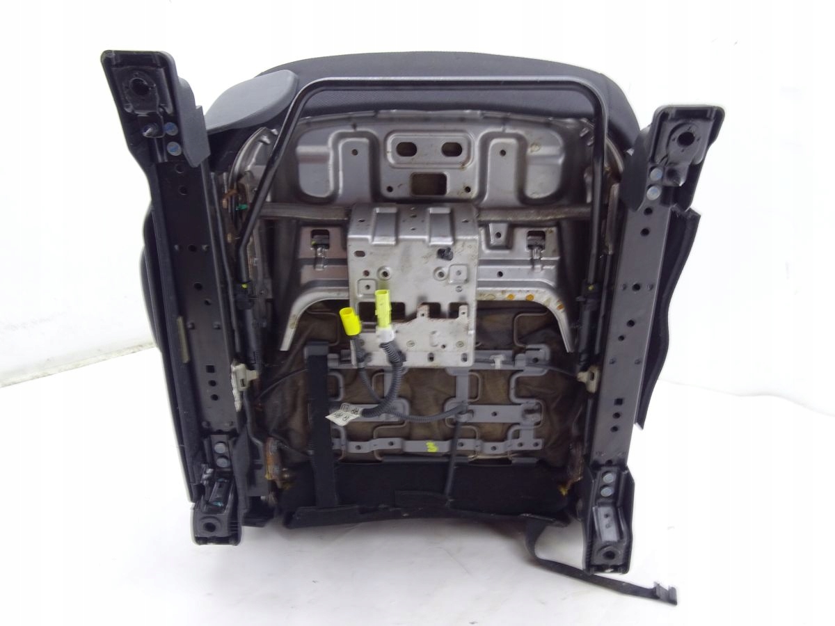 kia CARENS IV 13-19 кресло правый передний пассажира европа