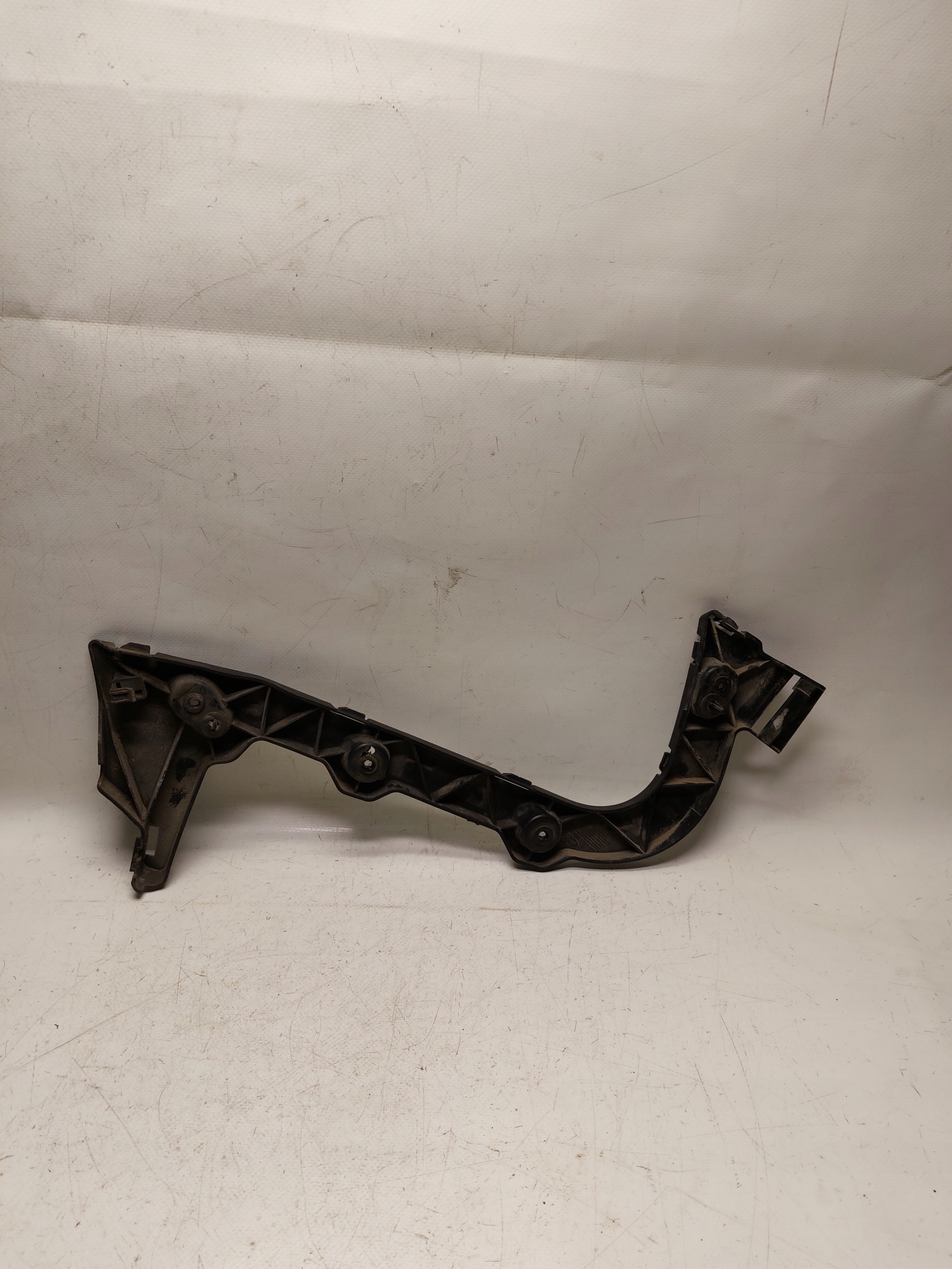 bumper bracket right rear part FORD FOCUS MKIII KOMBI