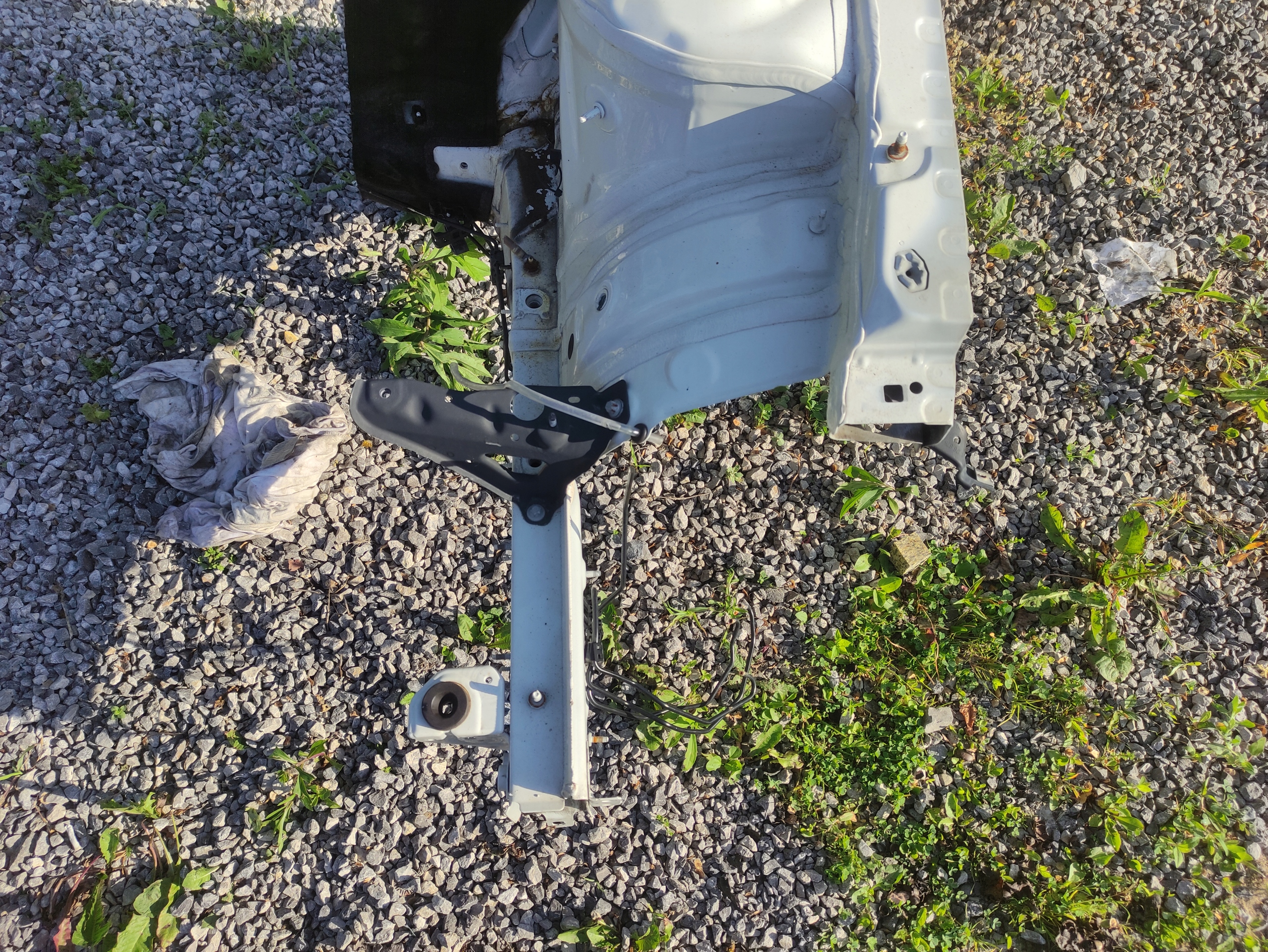 MERCEDES W176 ĆWIARTKA LEWA PRZEDNIA SŁUPEK PRÓG Typ samochodu 4x4/SUV Samochody osobowe