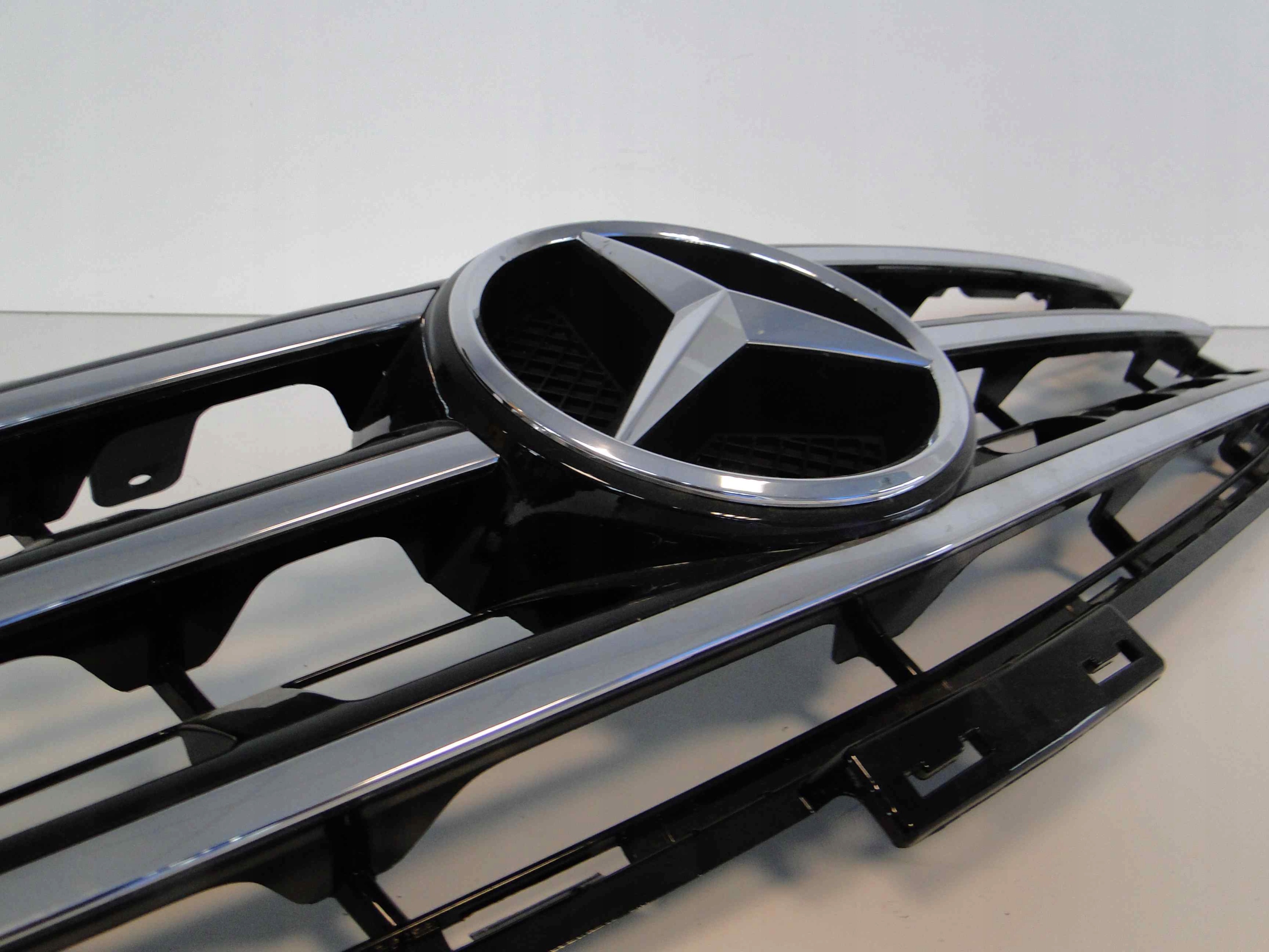 MERCEDES ML W166 166 GRILL ATRAPA BEZ RADARU Producent części Mercedes-Benz OE