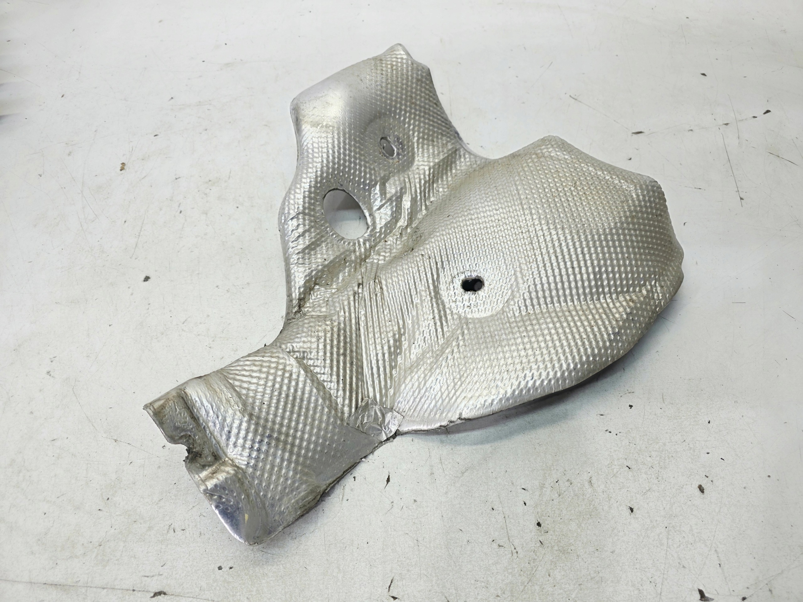 cover TERMICZNA partition wall left AUDI A4 B9 A5 2.0 TFSI 8W2804163C