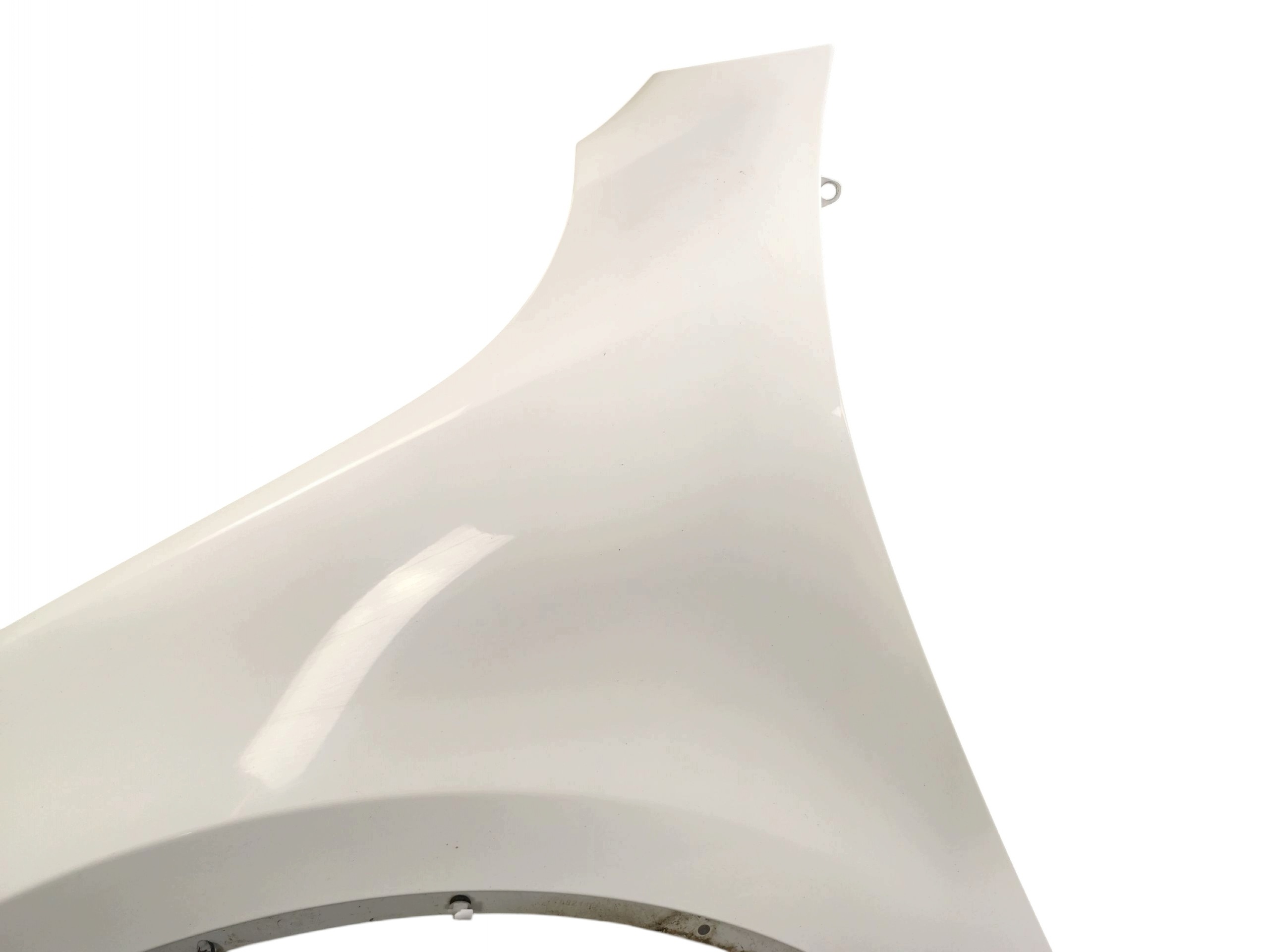 fender left front VW TOUAREG II 7P LAK: LC9A (10-14)