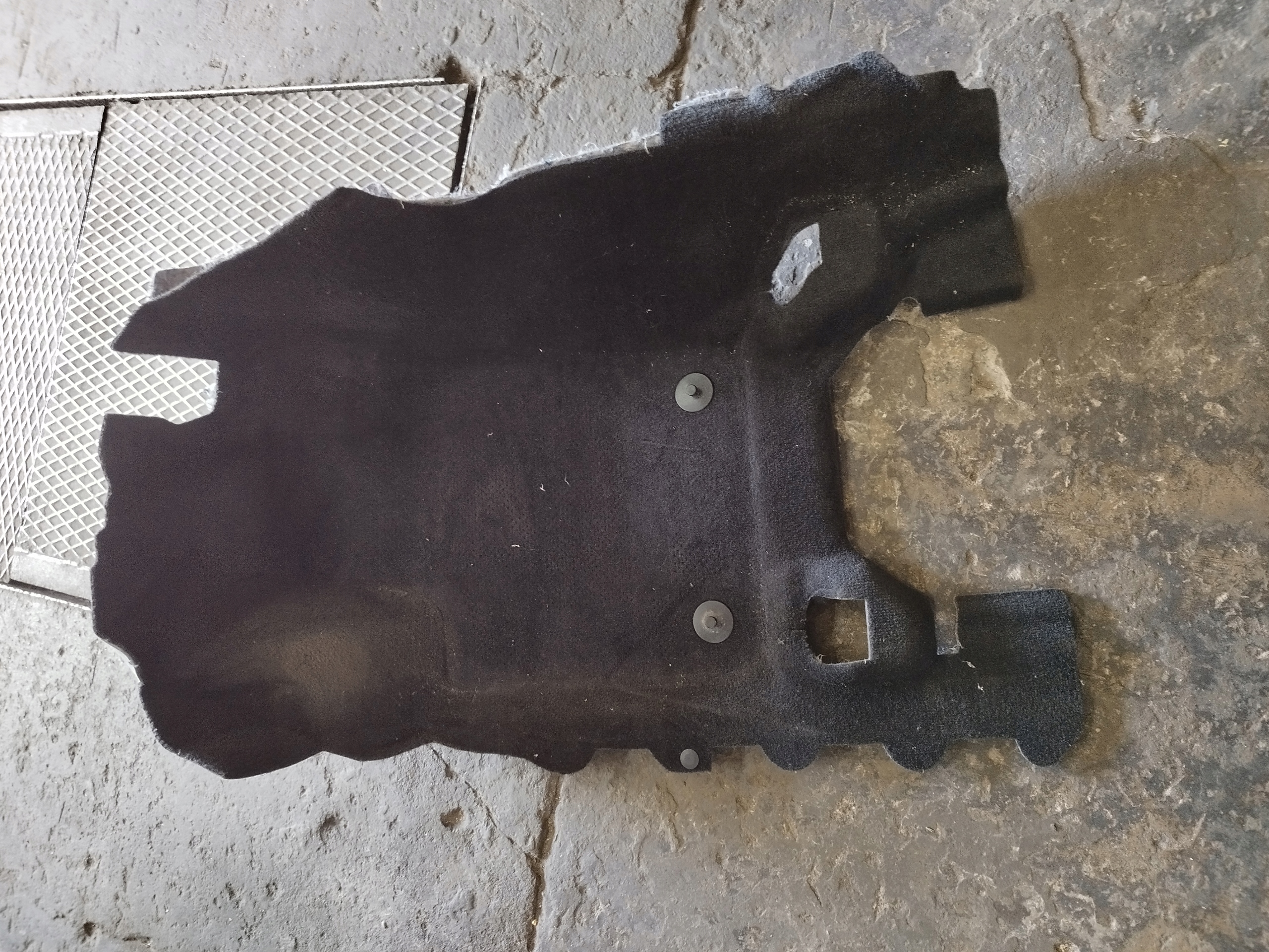 23 КОВЕР ПОЛ JEEP CHEROKEE WK2