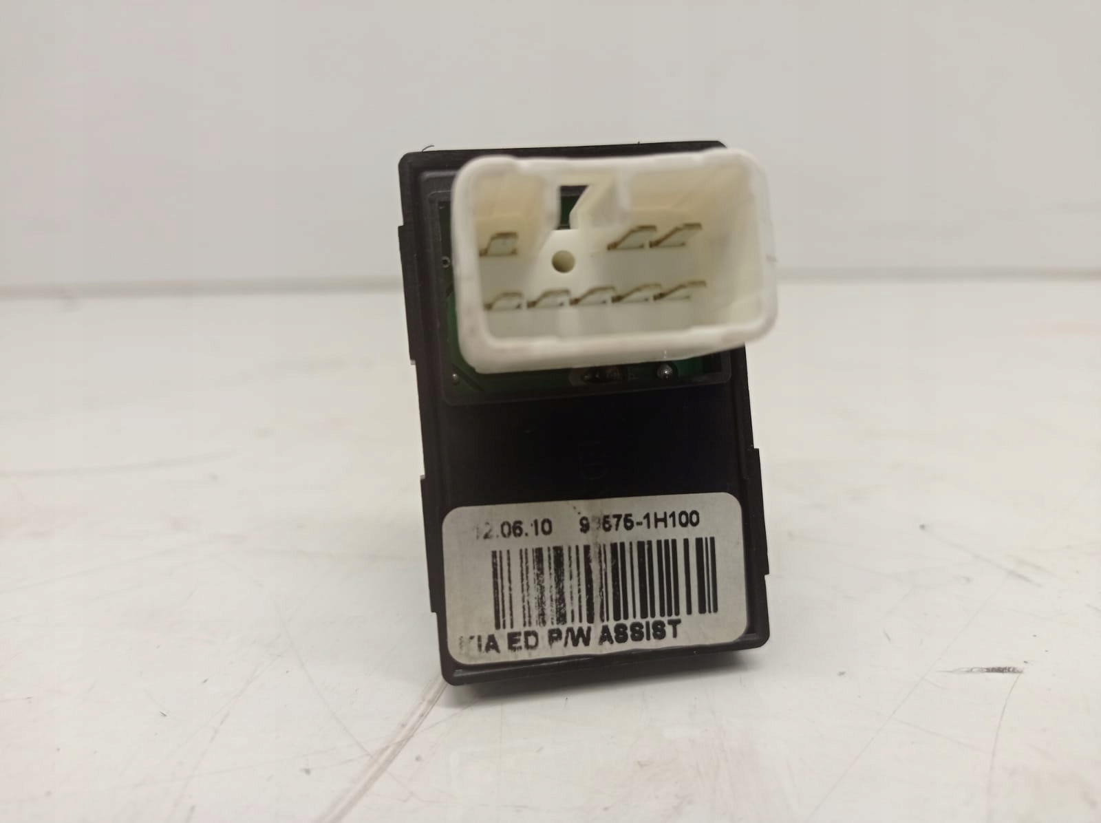 KIA CEED LIFT button lifting windows L/P rear part