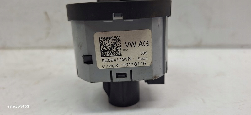 light switch SKODA RAPID 5E0941431N