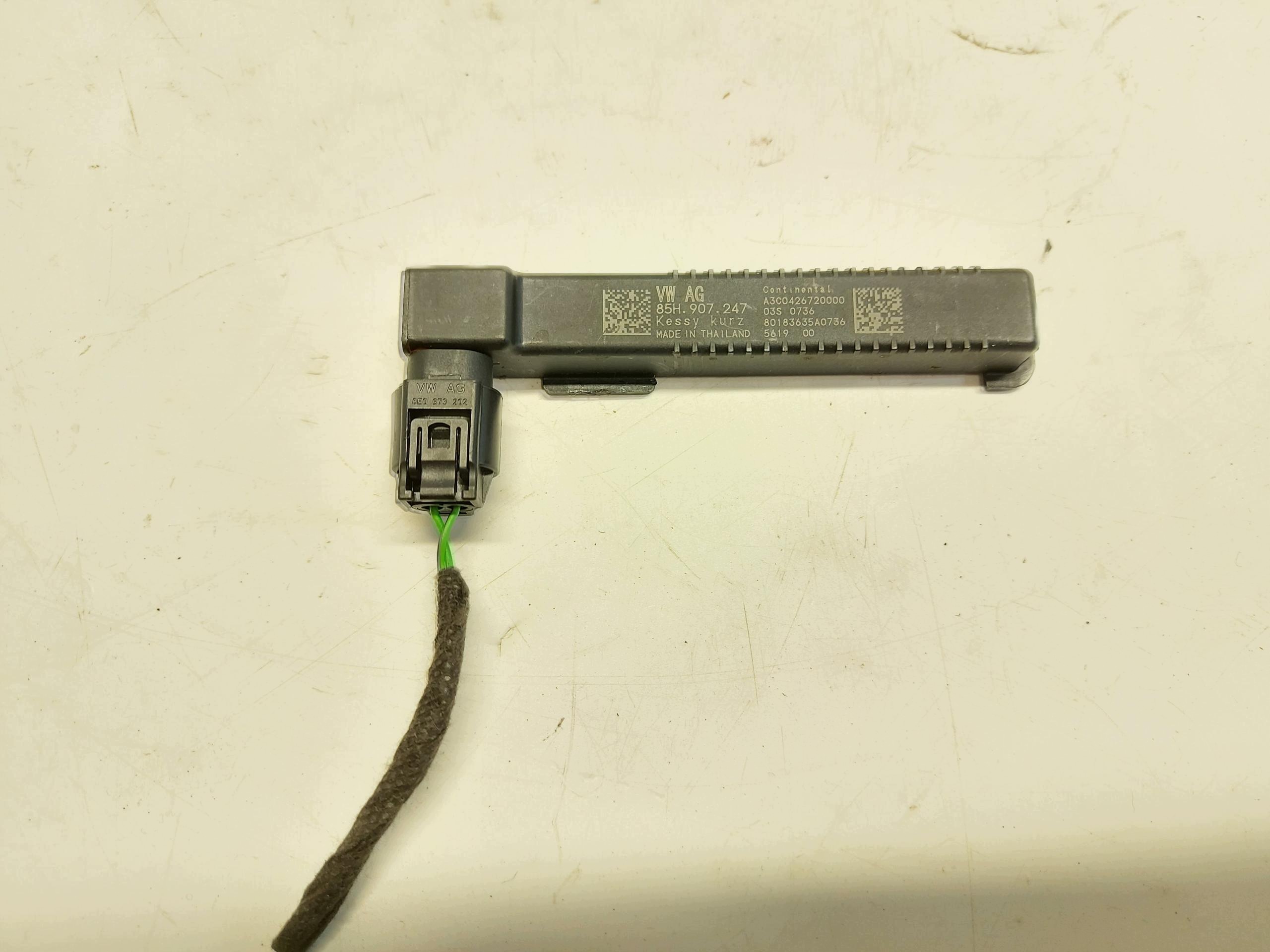 AUDI A5 8B3 B10 AVANT Antenne dostepu Keyless 85H907247