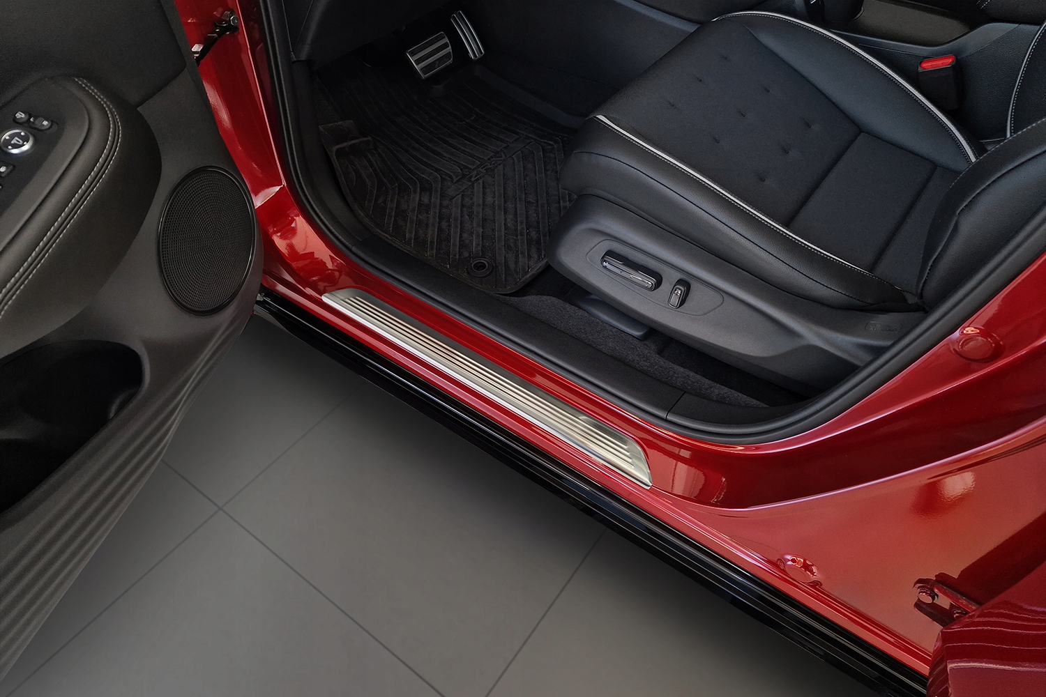 HONDA ZR-V 2023- NAKŁADKI LISTWY PROGOWE PROGI Producent Avisa