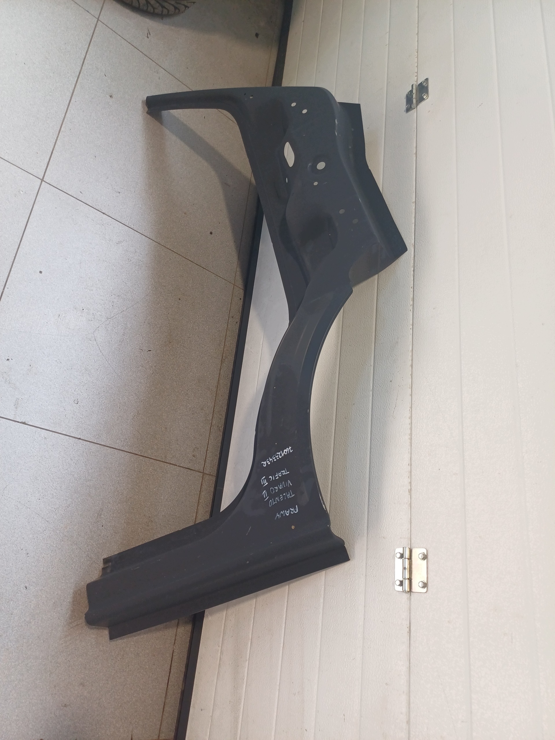 pillar threshold right front RENAULT TRAFIC III VIVARO II 760123343R