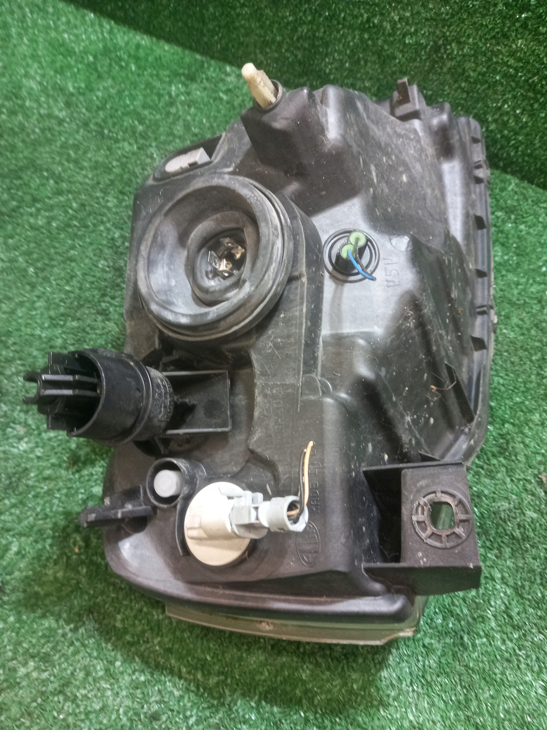 light left front DACIA LOGAN 8200744753