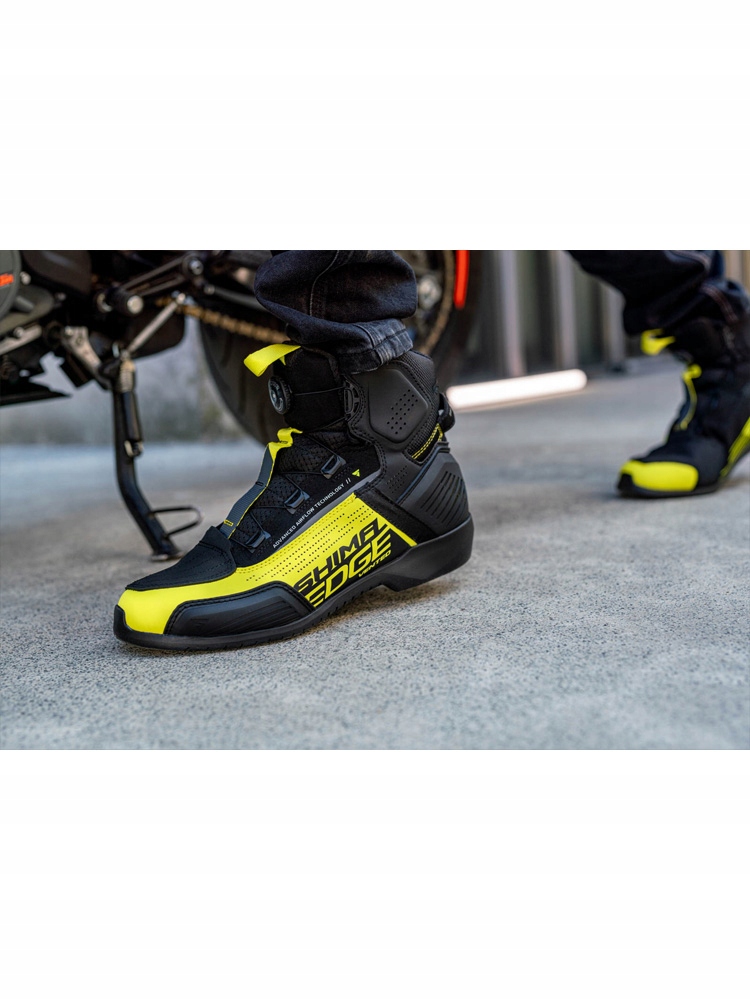 Buty motocyklowe Shima Edge Vented khk 45 Kolor czarny zielony