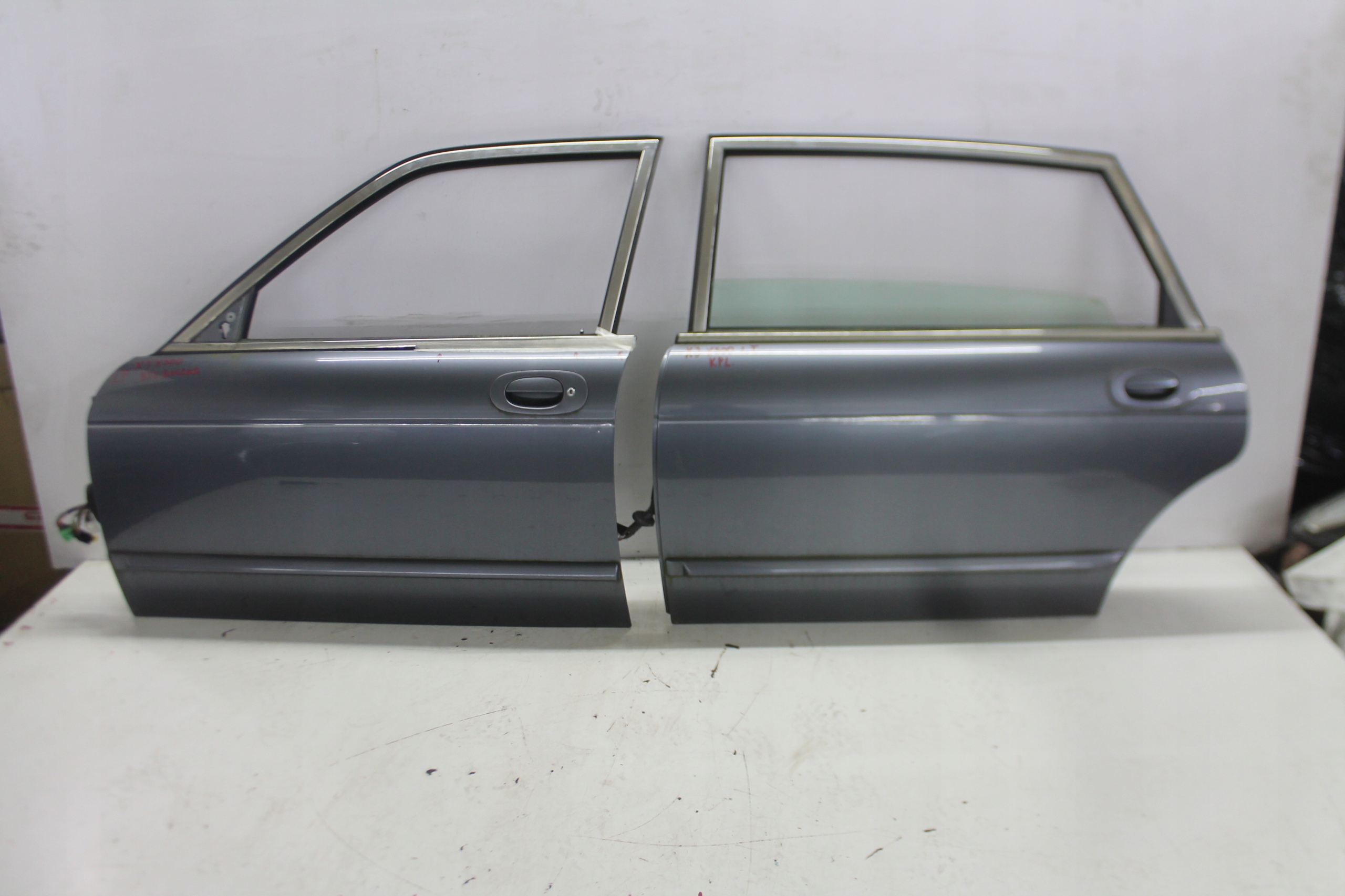door left front left front JAGUAR XJ V X300 94-97