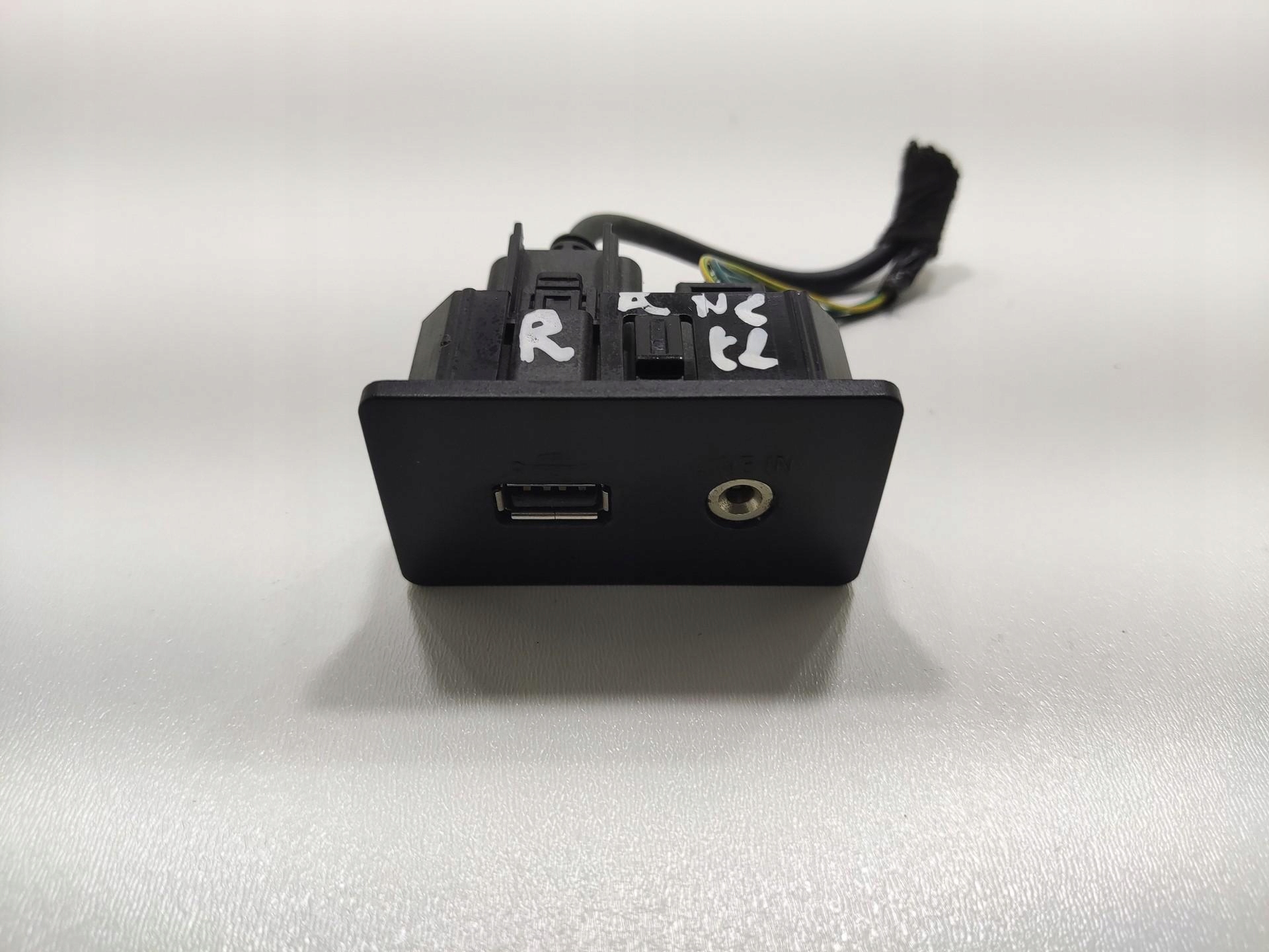 GNIAZDA PORT USB AUX FORD RANGER IV V 2012-2018