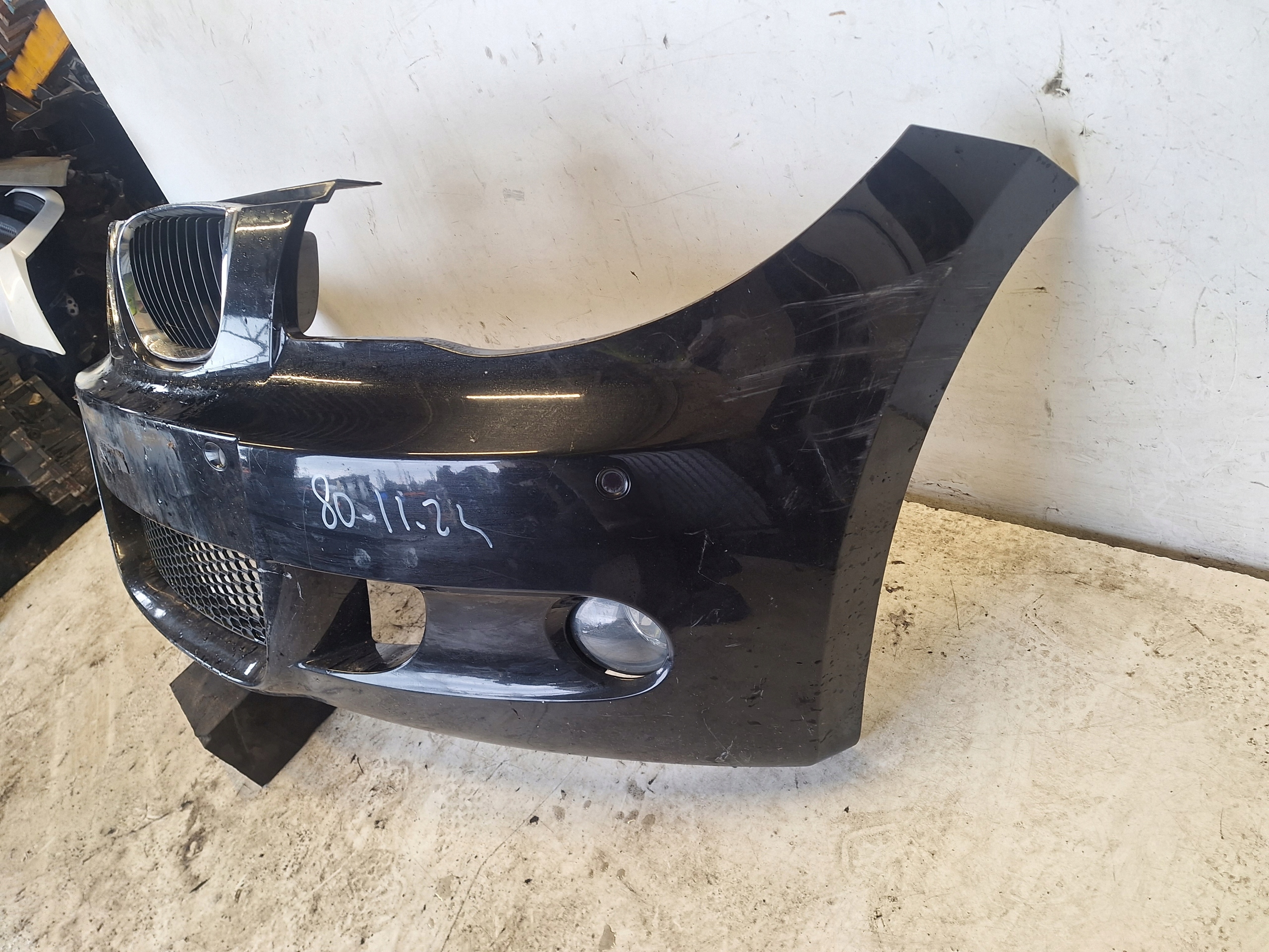 BMW and E87 04-12 bumper m-packet + PDC