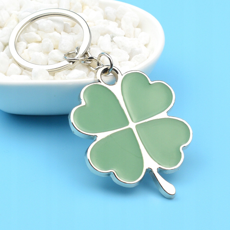 Brelok Do Kluczy Koniczynka Z Sercami Na prezent Wzór dominujący inny wzór