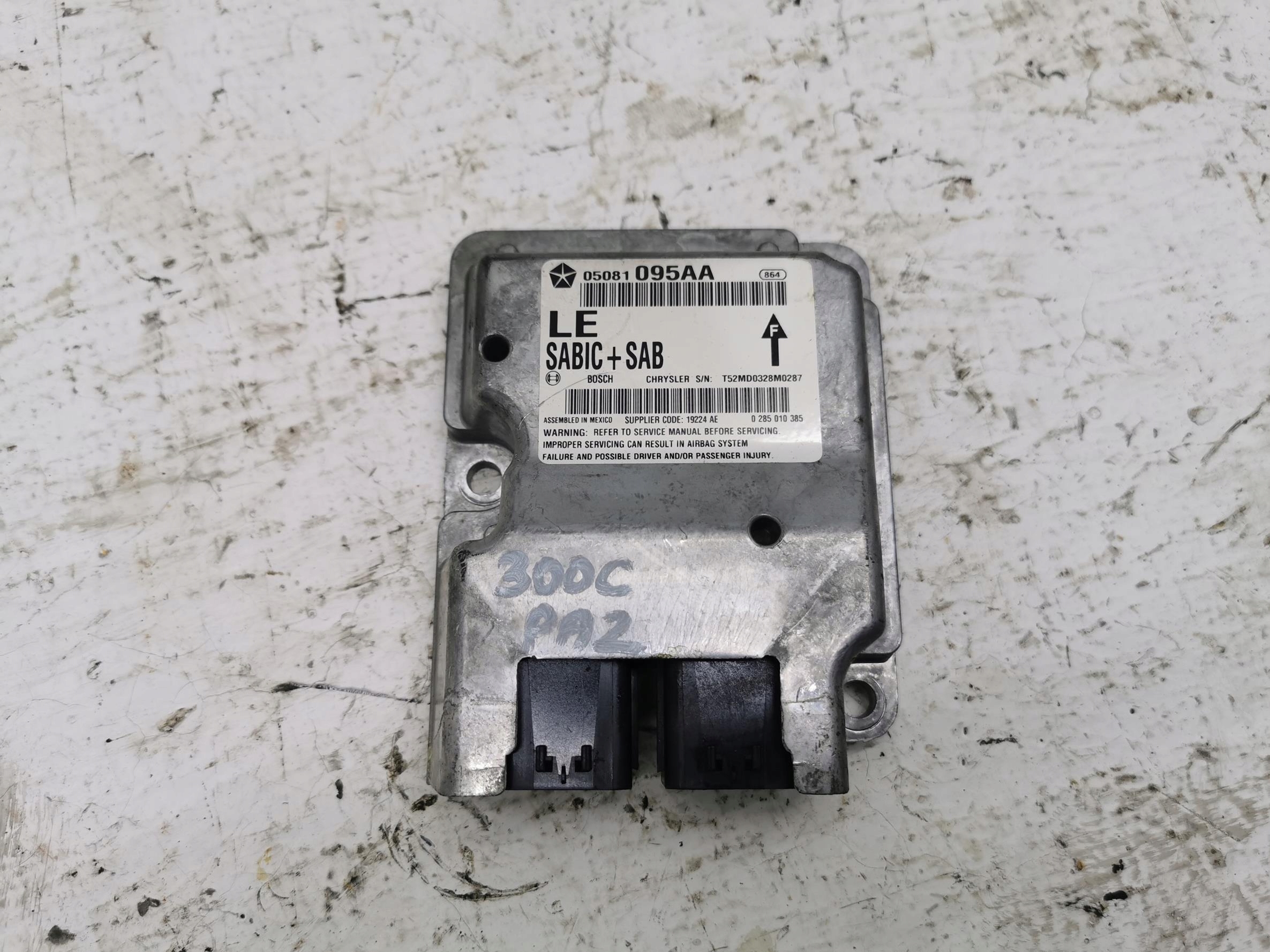 module control unit airbag CHRYSLER 300C 05081095AA