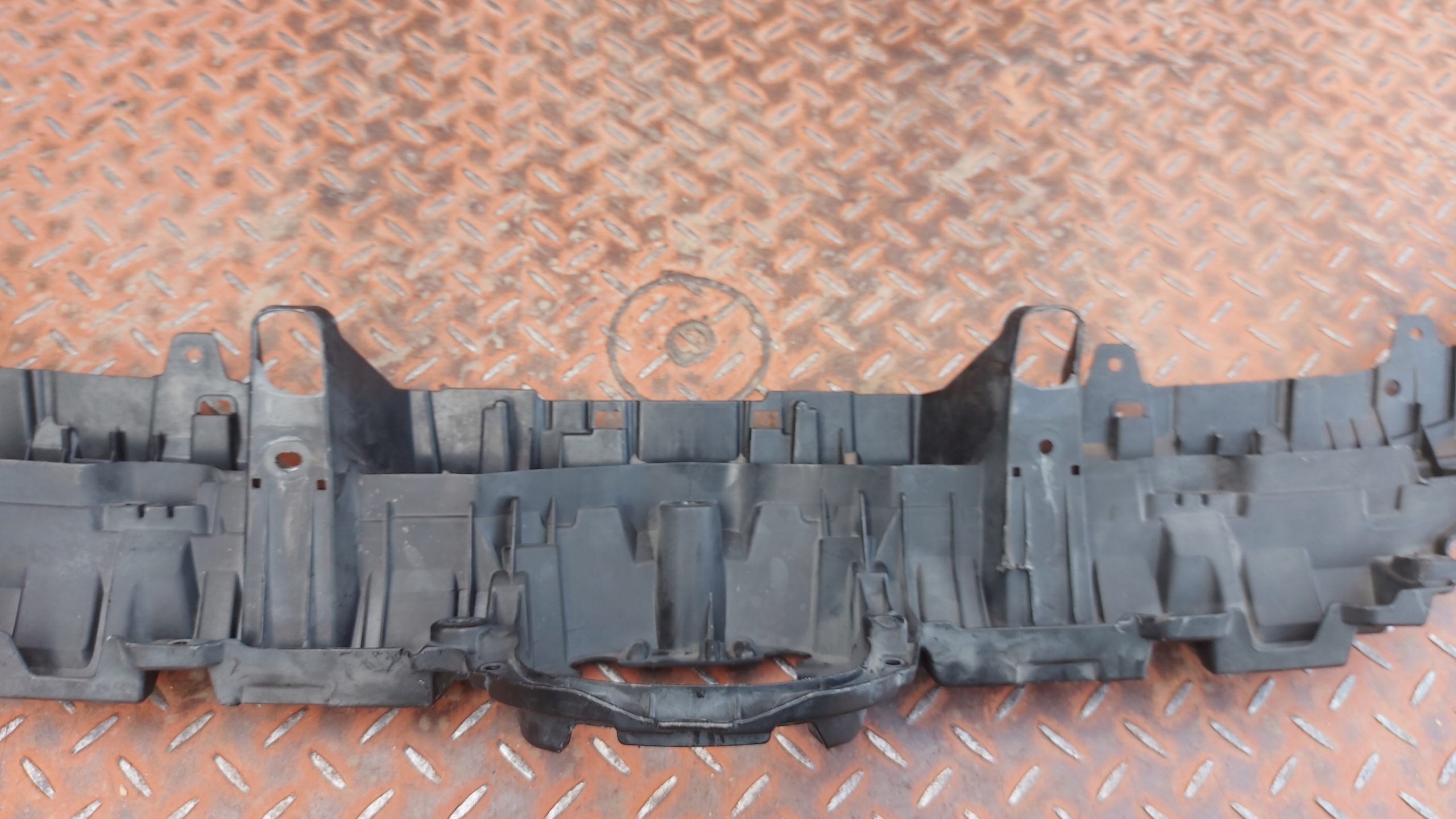 pillar support grill supports front TOYOTA RAV4 V 18