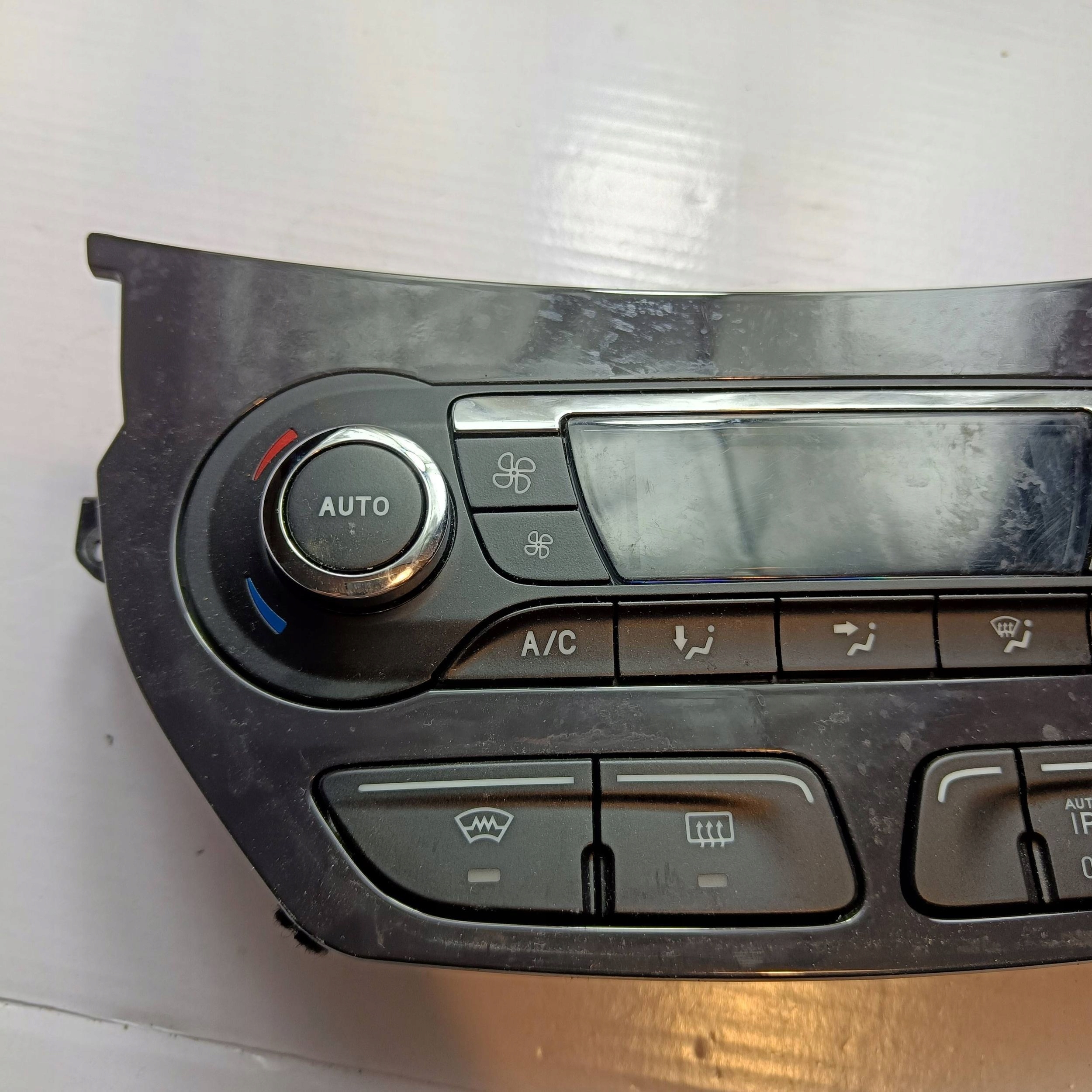 FORD KUGA MK2 2014 Unite commande clima Commandes du capot Vitres
