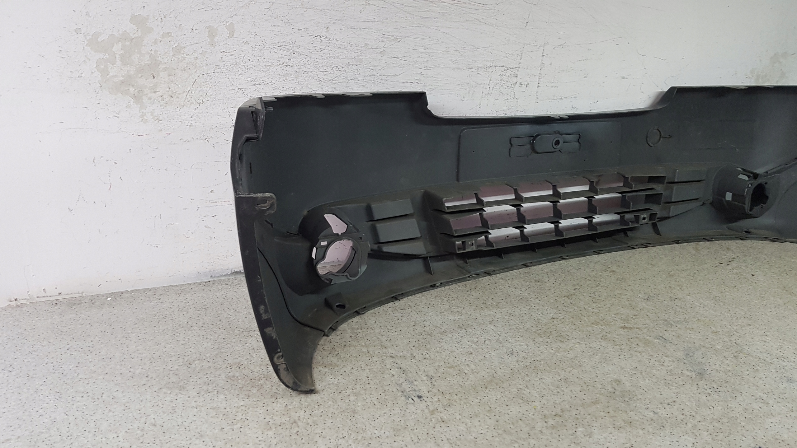 RENAULT TRAFIC OSOBOWY 2006 - bumper front 8252