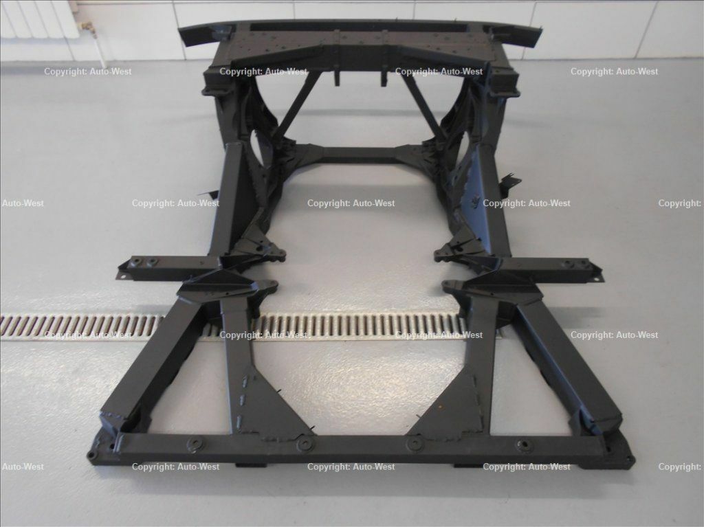 Ferrari 458 Italia Tylna rama sekcja podwozia NEW Parts manufacturer Ferrari OE